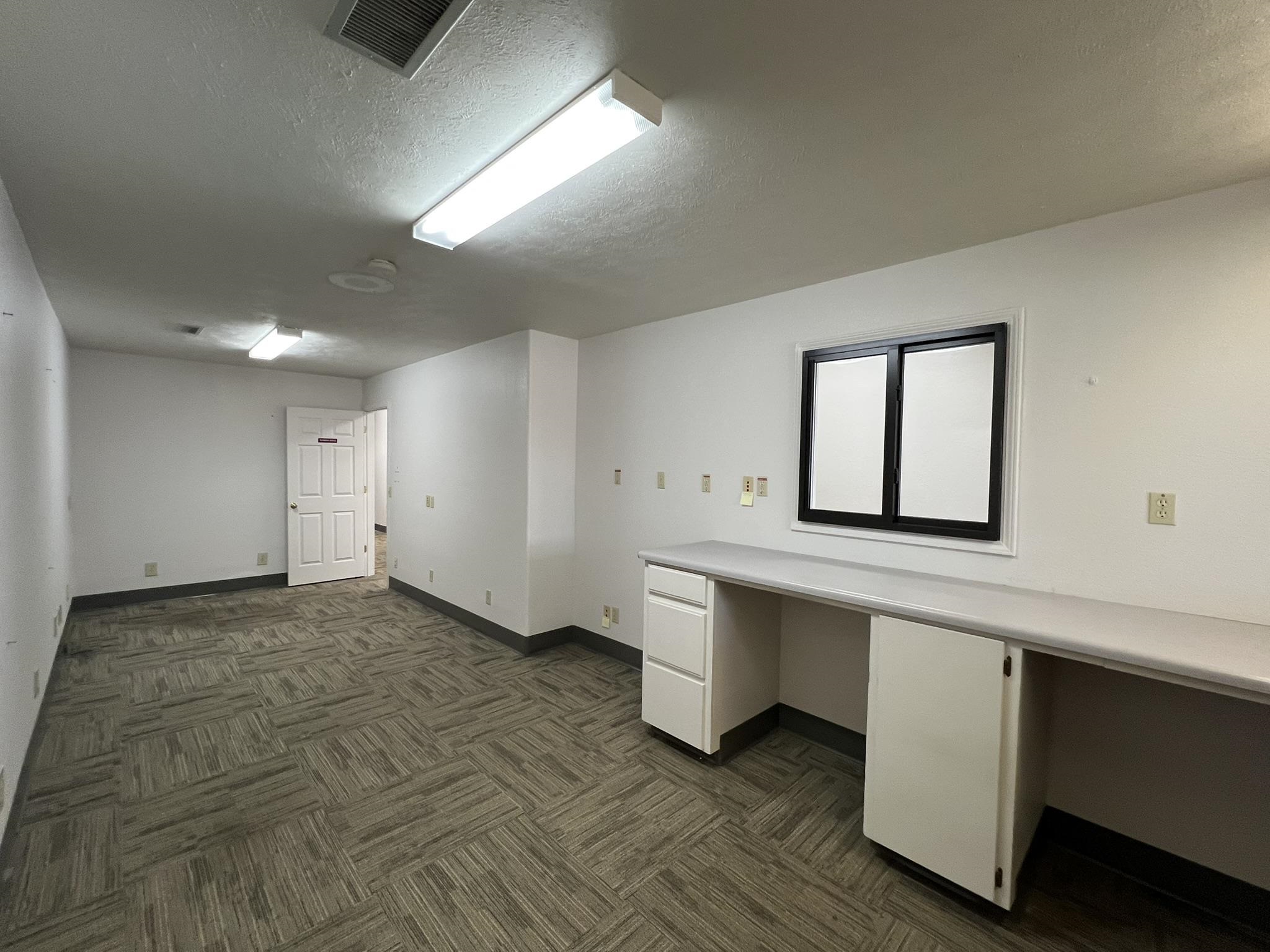 Photo 7 - Commercial / Industrial for sale – 260  Main Street   Mammoth Spring, AR