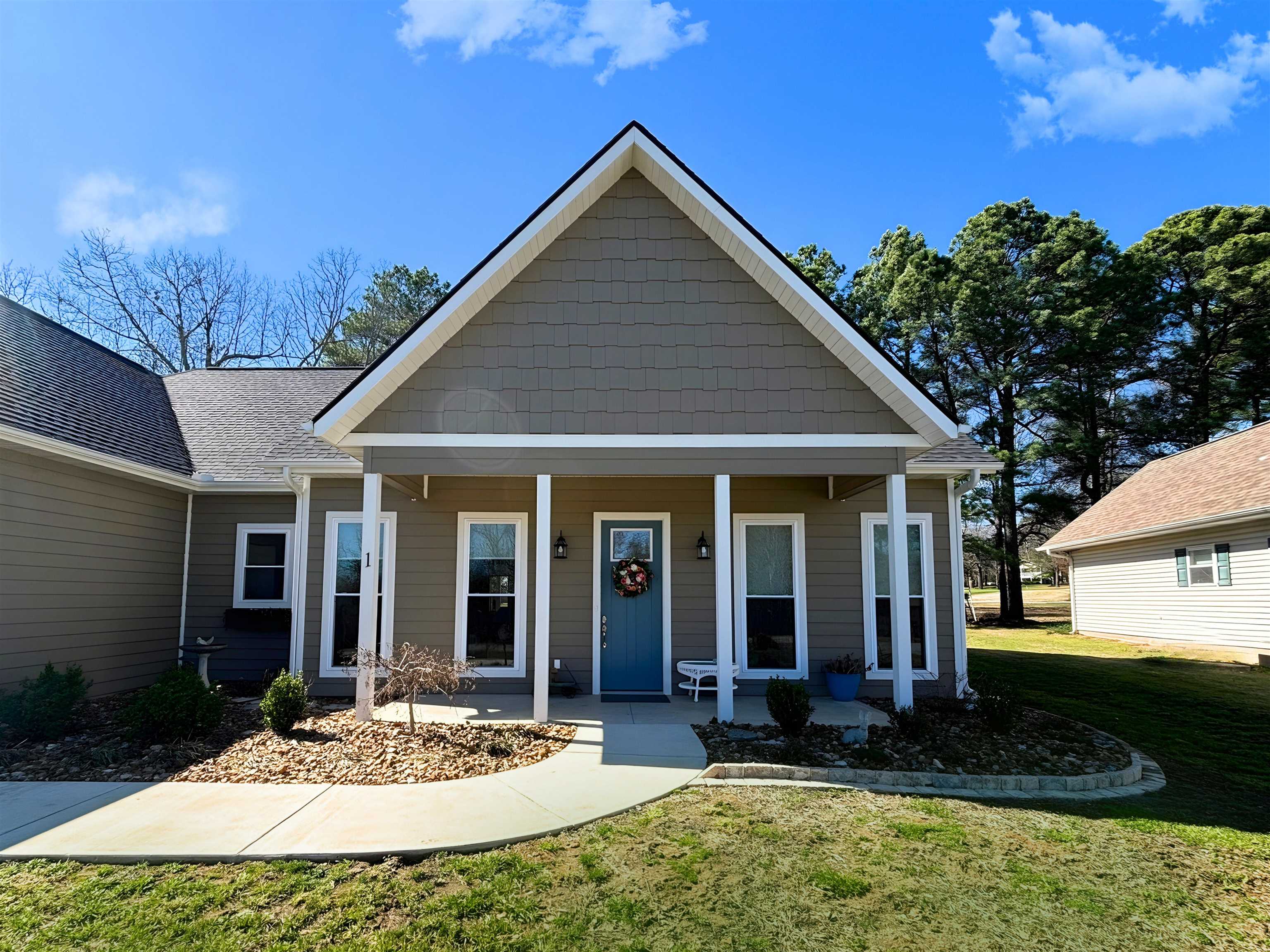 Photo 2 - Residential for sale – 1  Nascapi   Cherokee Village, AR