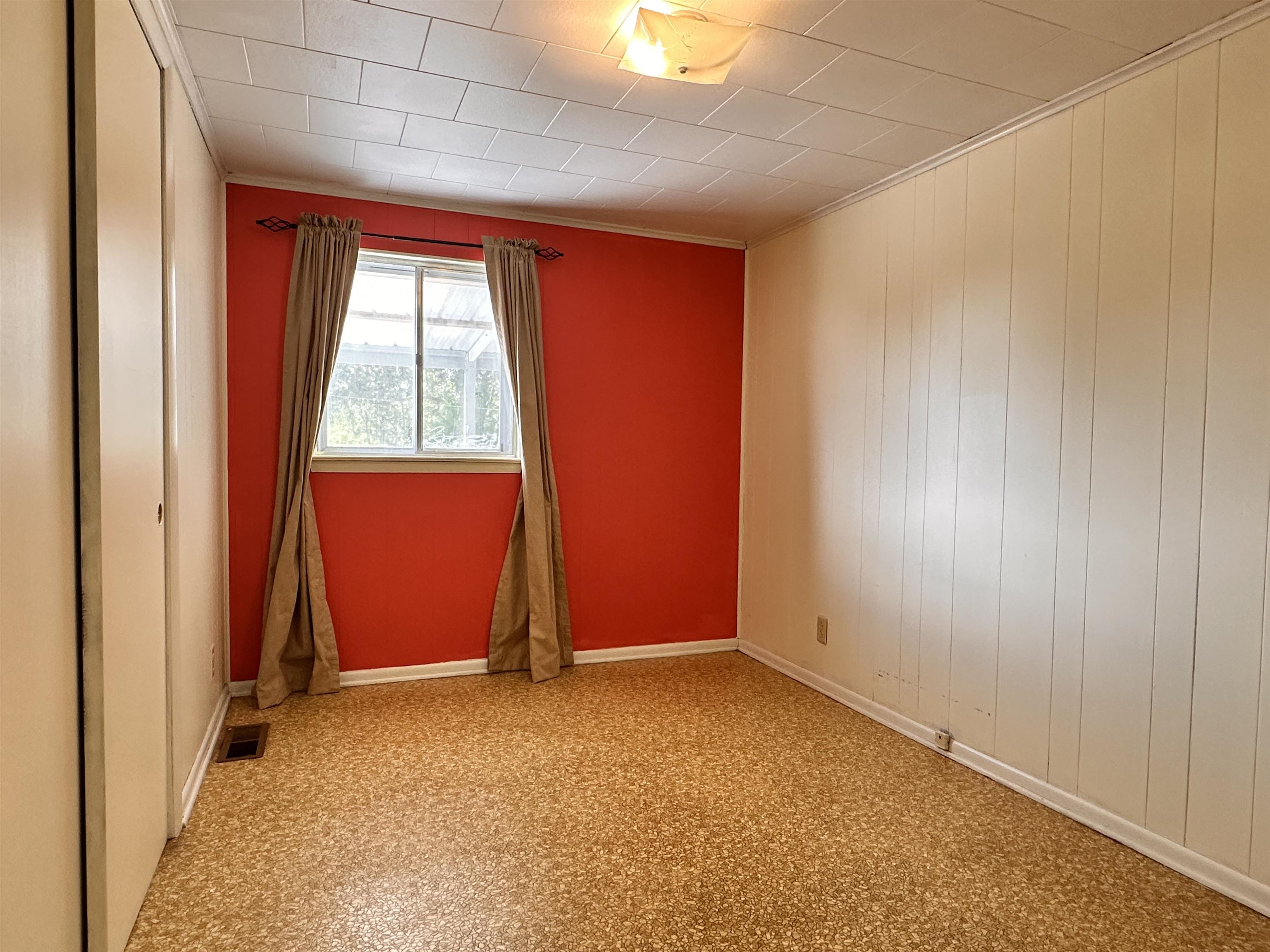 Photo 17 - Residential for sale – 106  Edna   Highland, AR