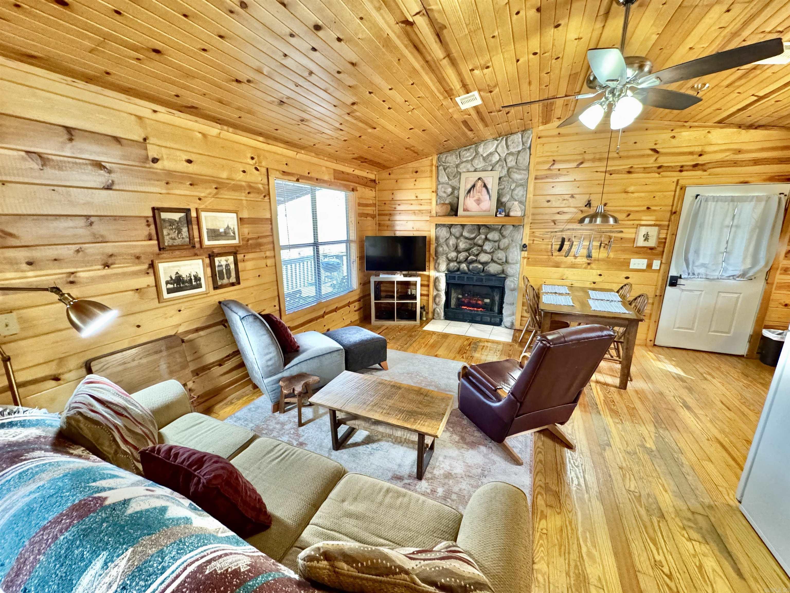 Photo 8 - Residential for sale – 58  Sylamore Vista   Mountain View, AR