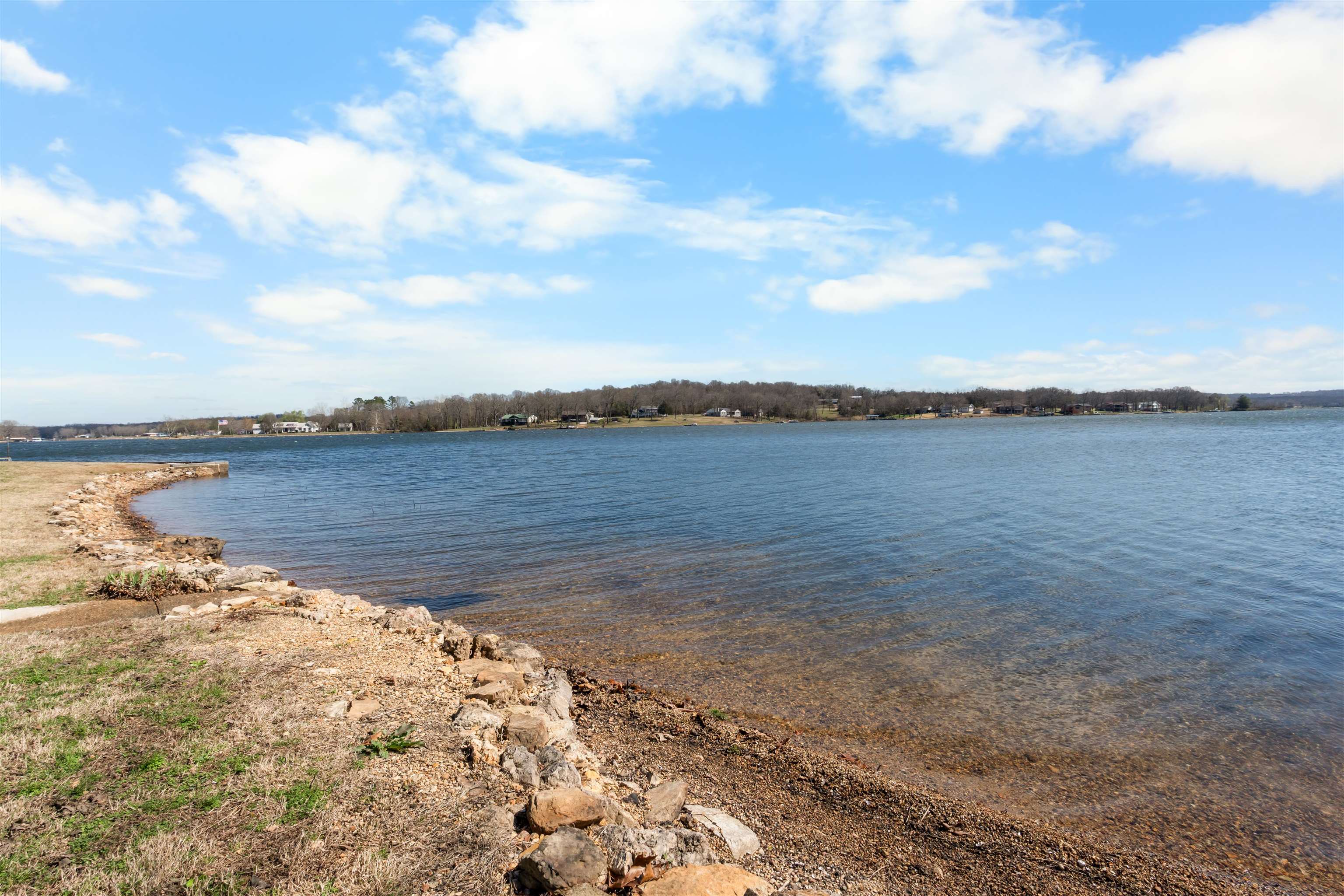 Photo 2 - Residential for sale – 404  Isabella Lane   Horseshoe Bend, AR