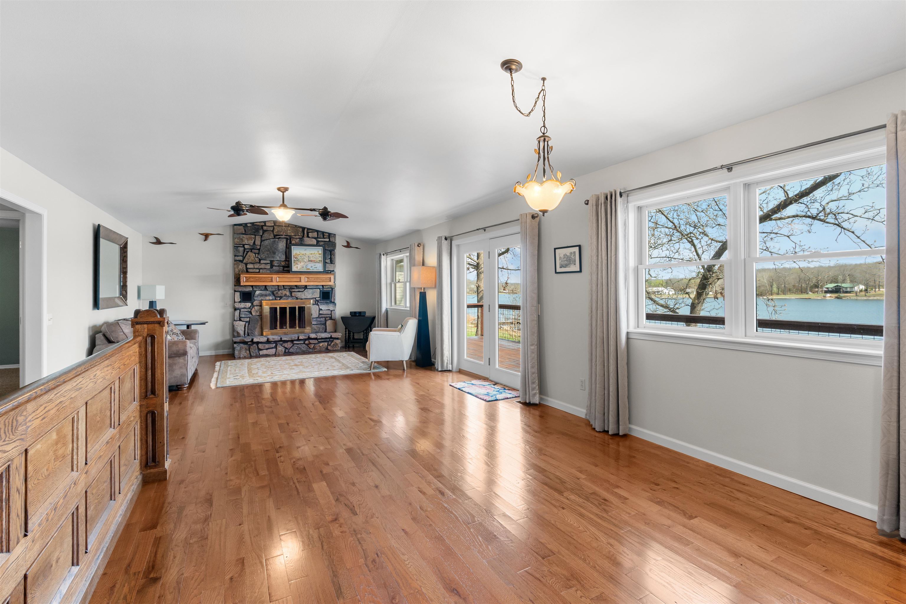 Photo 4 - Residential for sale – 404  Isabella Lane   Horseshoe Bend, AR