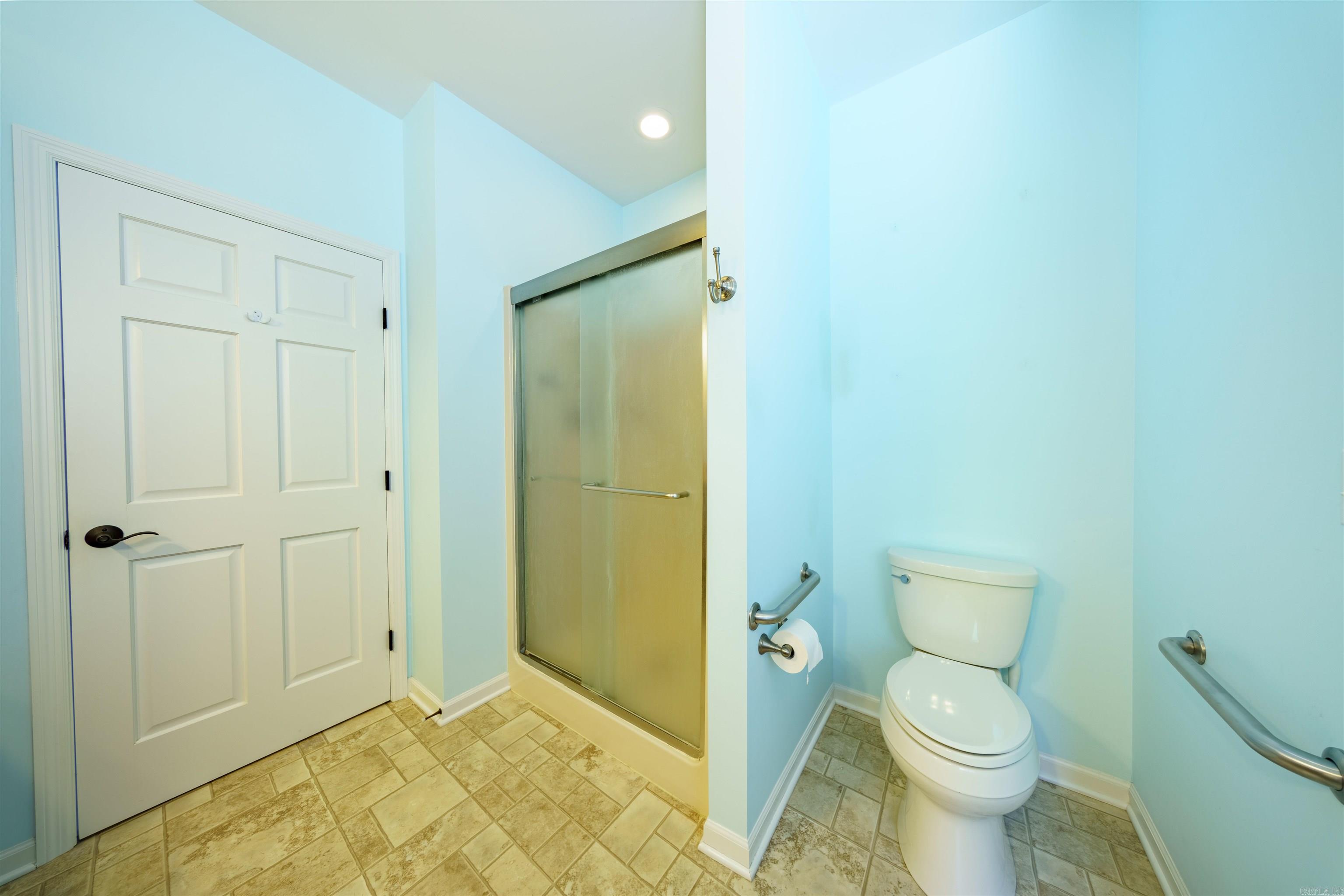 Photo 18 - Residential for sale – 505 E Tri Lakes   Horseshoe Bend, AR