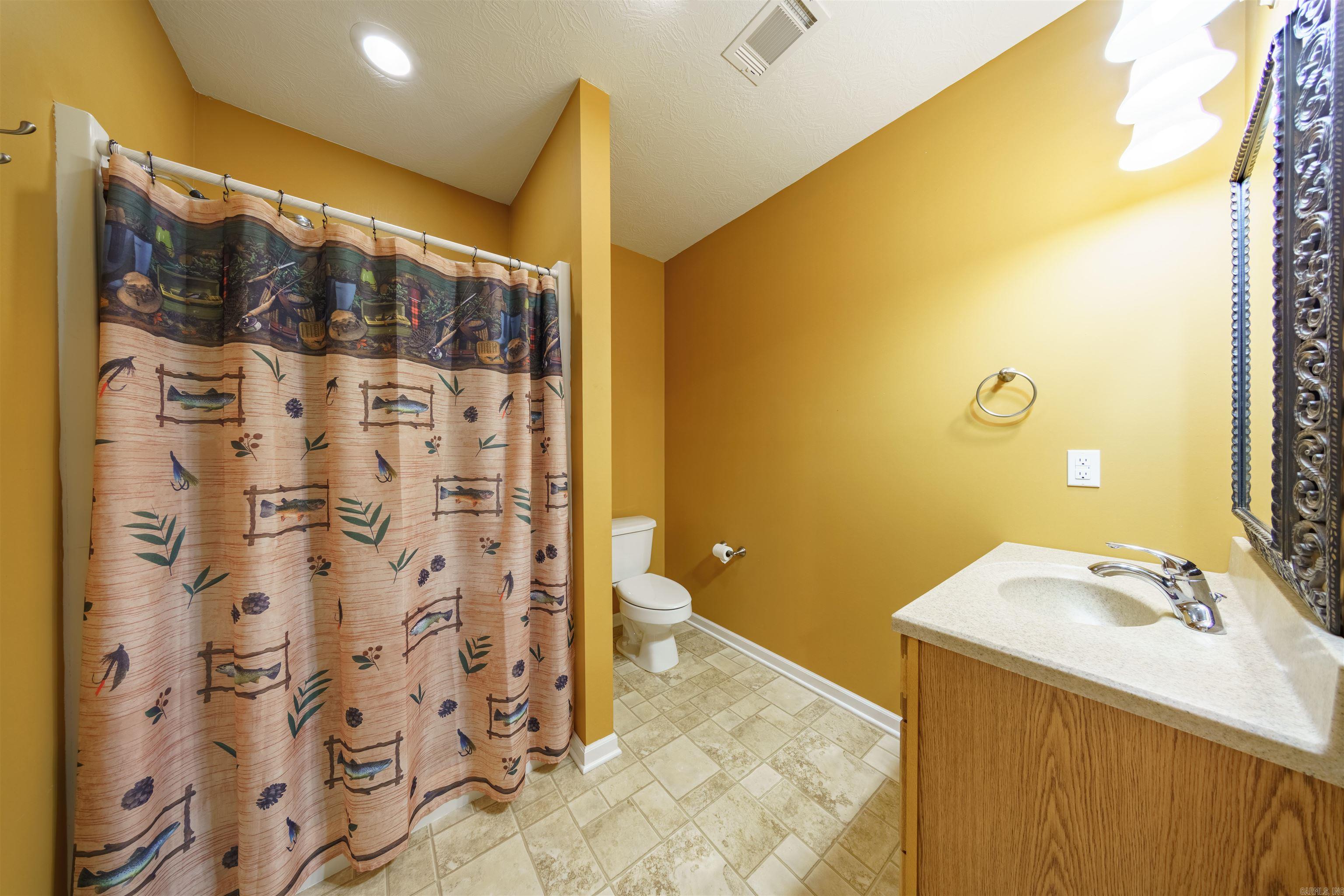 Photo 34 - Residential for sale – 505 E Tri Lakes   Horseshoe Bend, AR