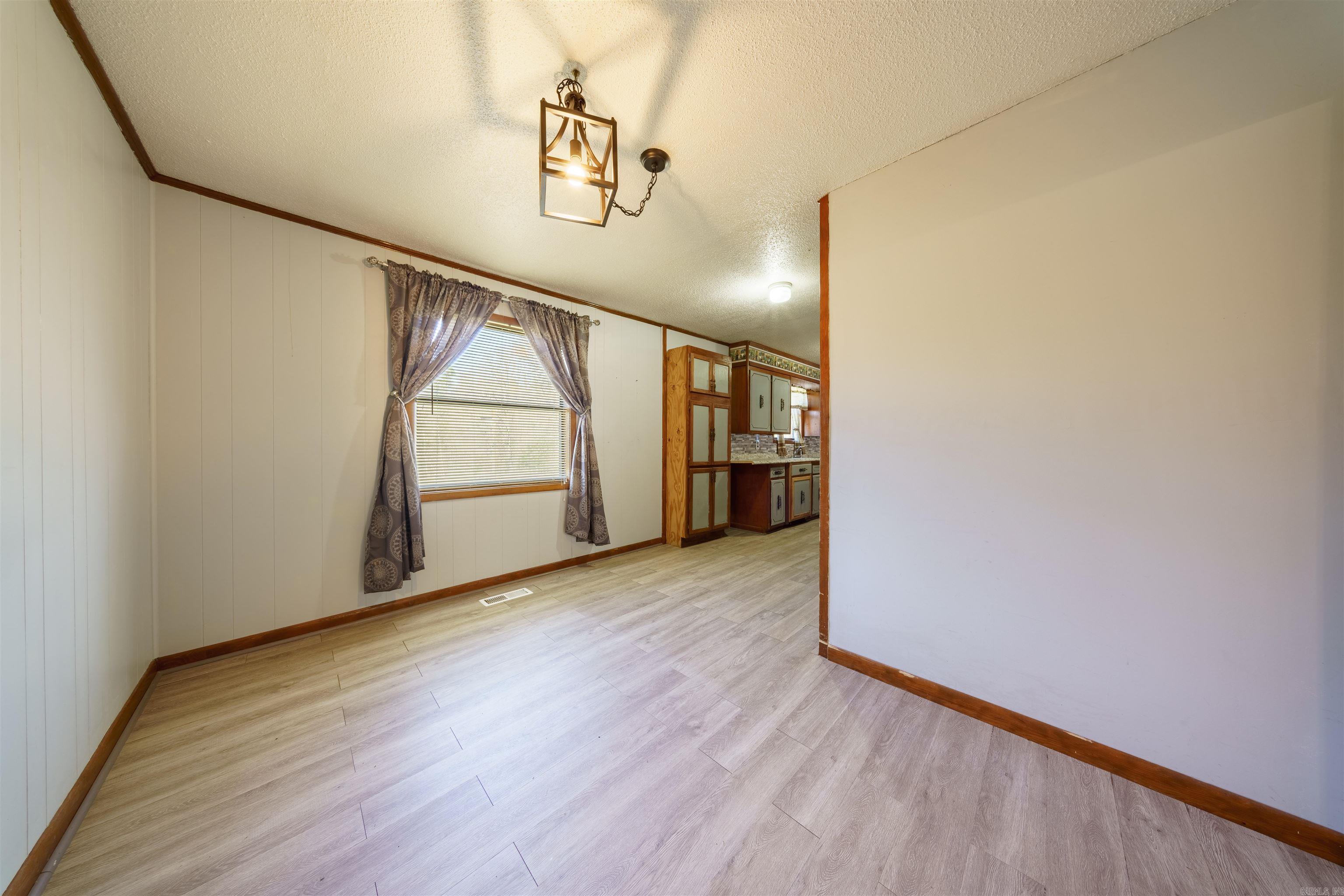 Photo 12 - Residential for sale – 651  Golden   Cave City, AR