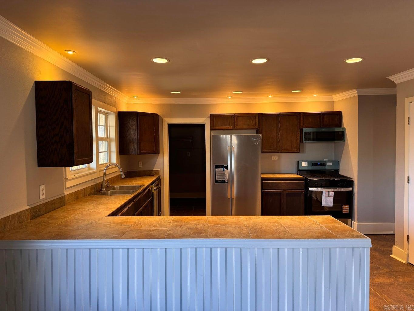 Photo 2 - Residential for sale – 748  Brooks   Batesville, AR