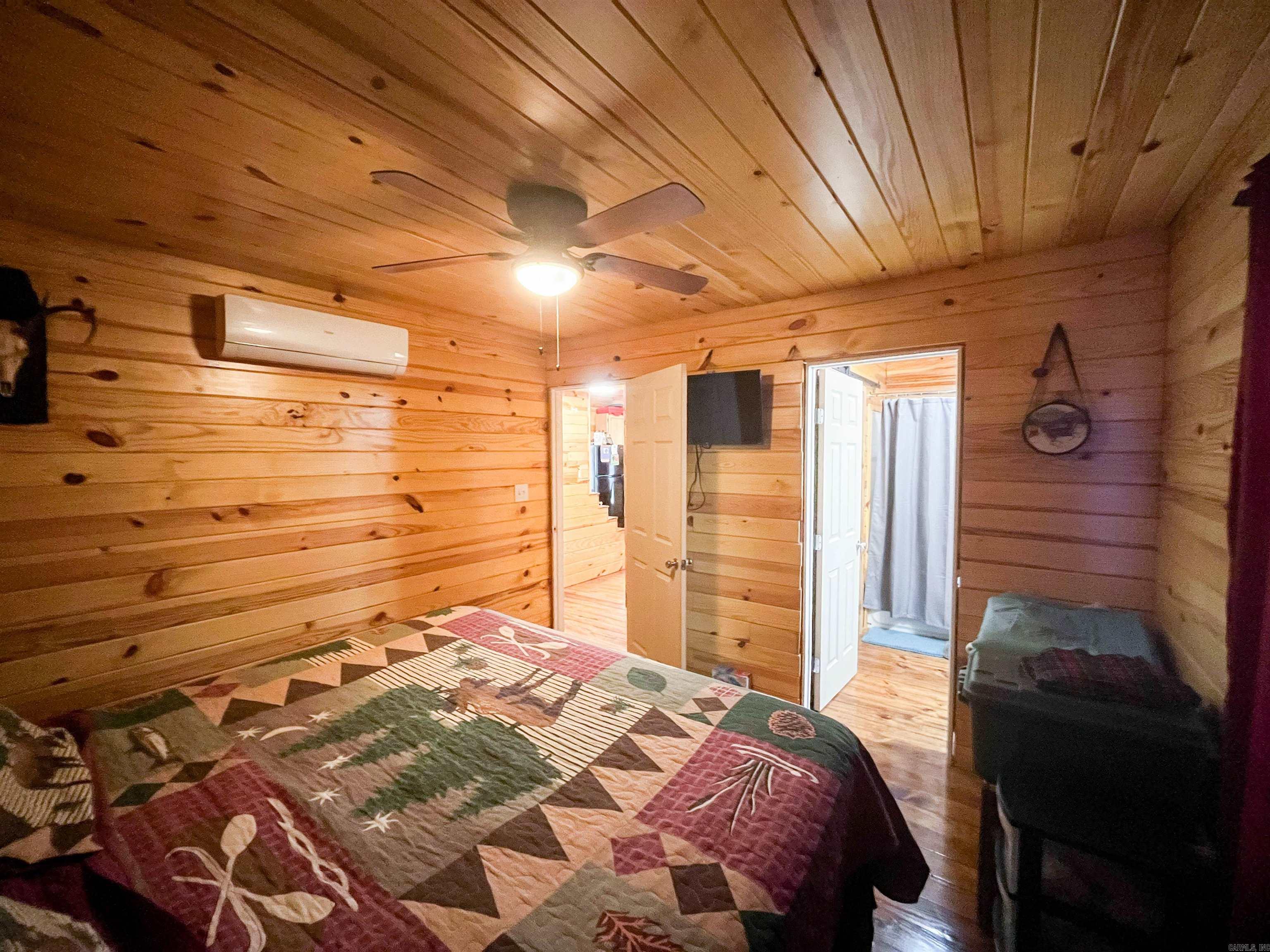 Photo 12 - Residential for sale – 213  Spring Lake Dr   Mammoth Spring, AR