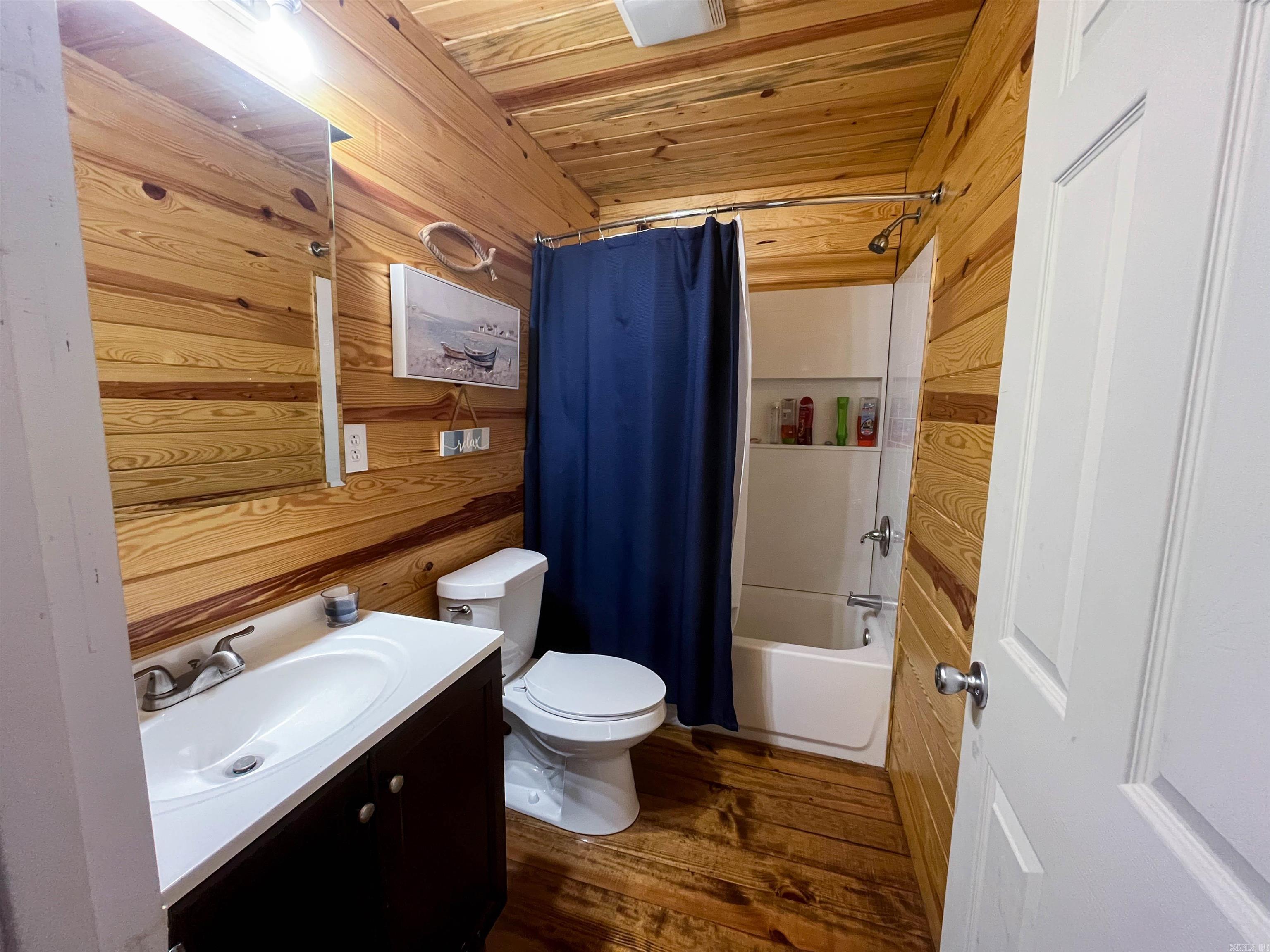 Photo 16 - Residential for sale – 213  Spring Lake Dr   Mammoth Spring, AR