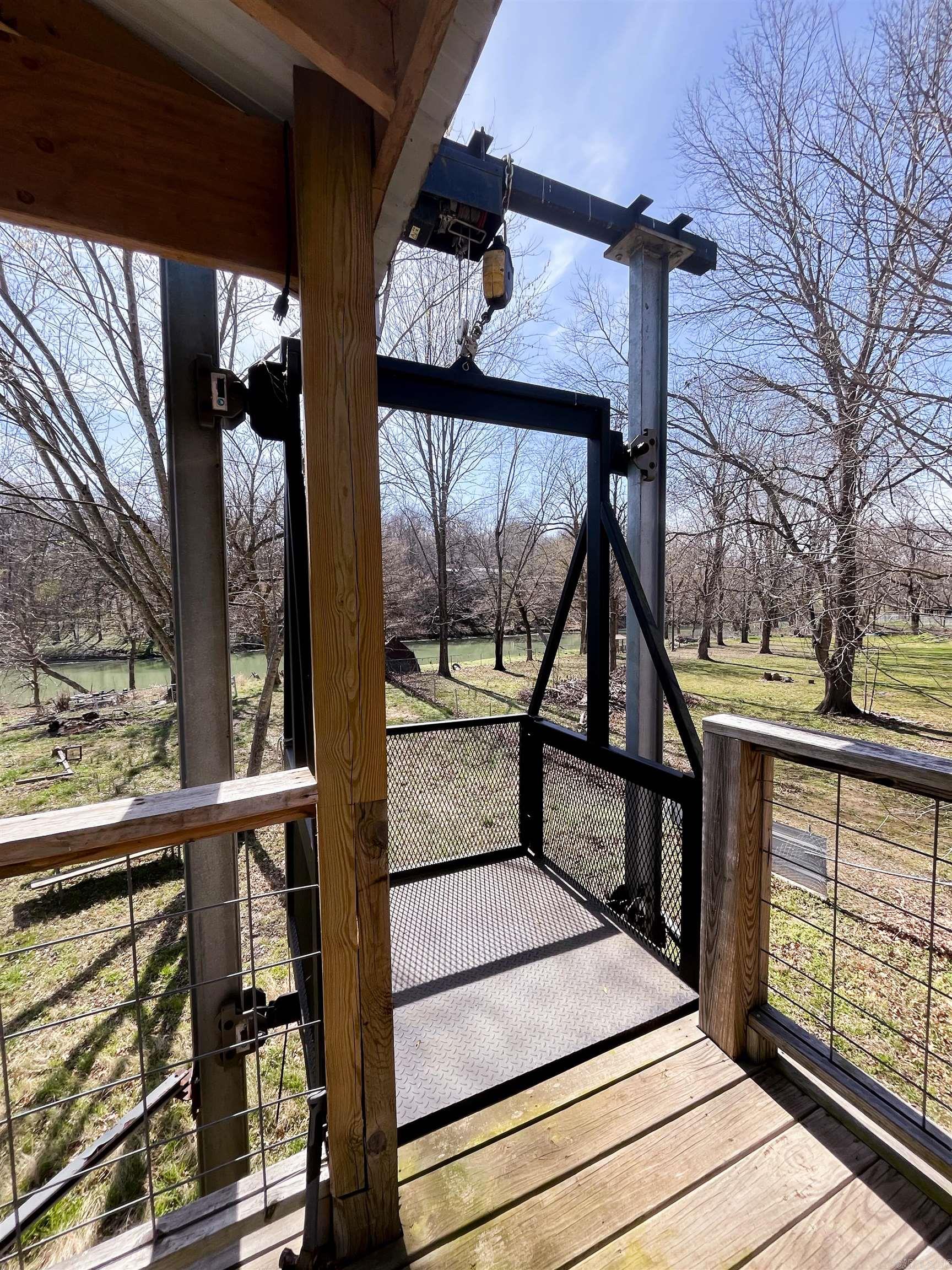 Photo 21 - Residential for sale – 213  Spring Lake Dr   Mammoth Spring, AR