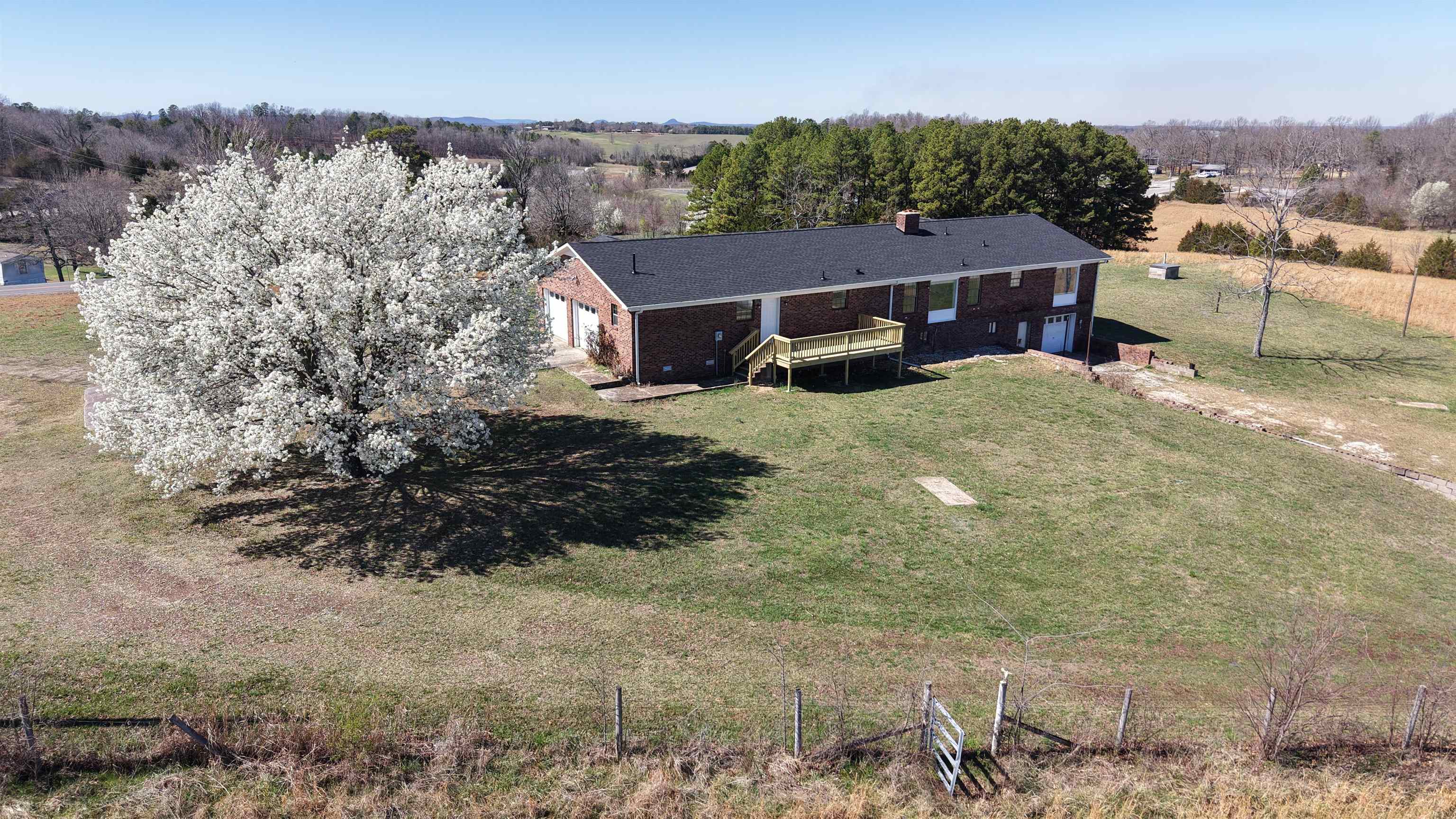 Photo 5 - Residential for sale – 81  AR 58 Spur Hwy   Melbourne, AR