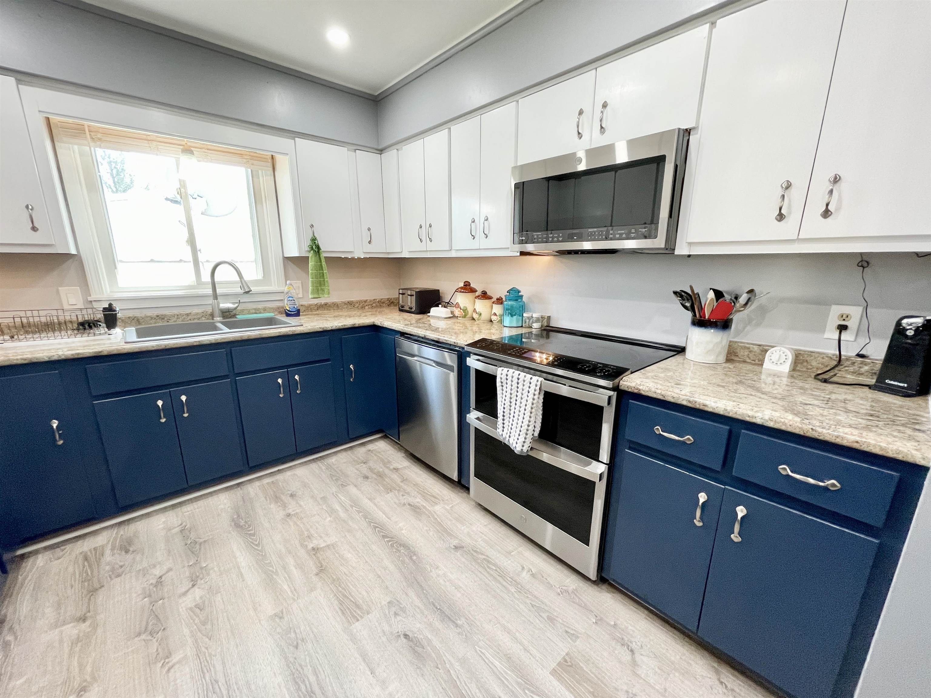 Photo 12 - Residential for sale – 304  Parliament   Horseshoe Bend, AR