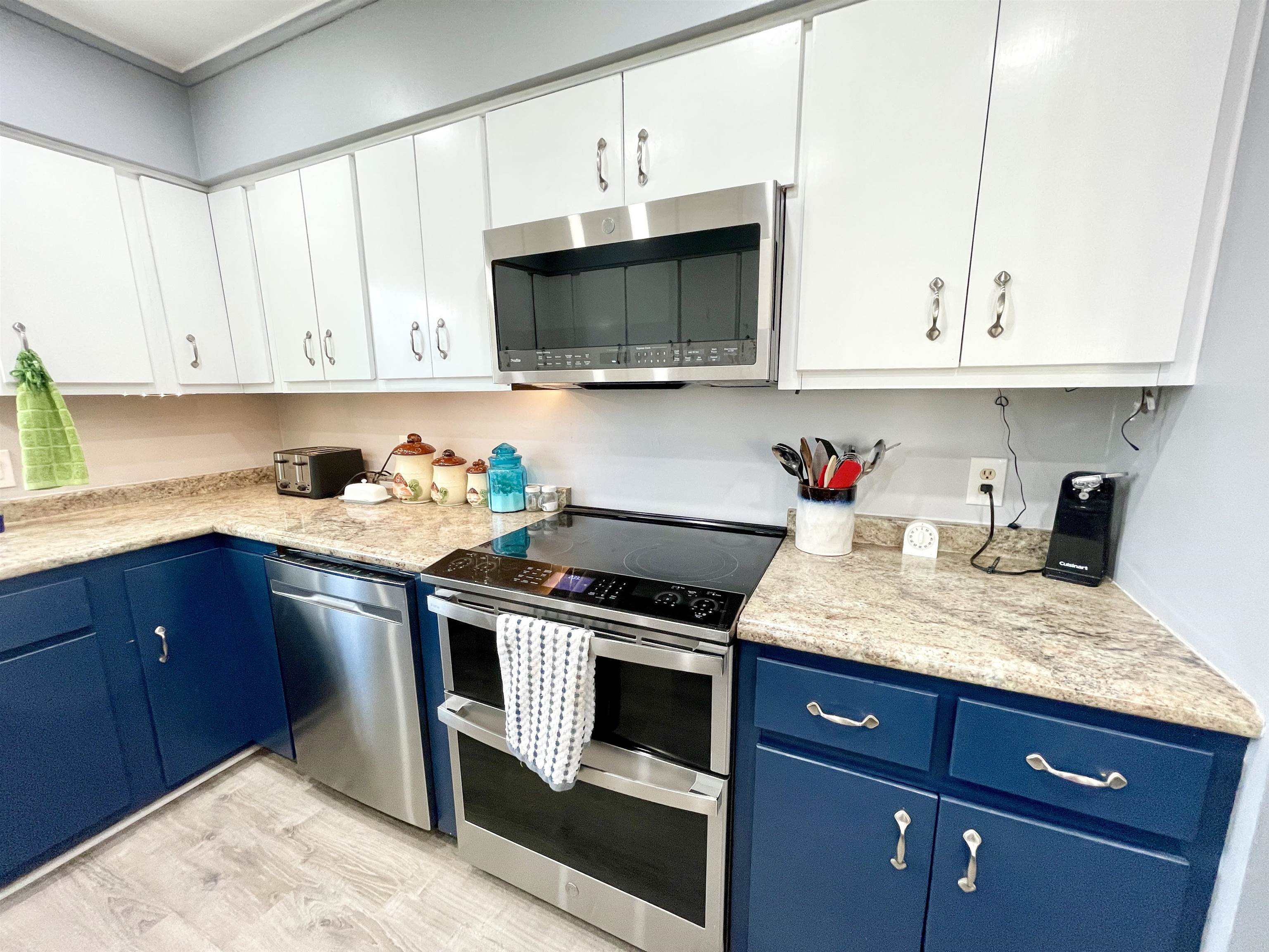 Photo 14 - Residential for sale – 304  Parliament   Horseshoe Bend, AR