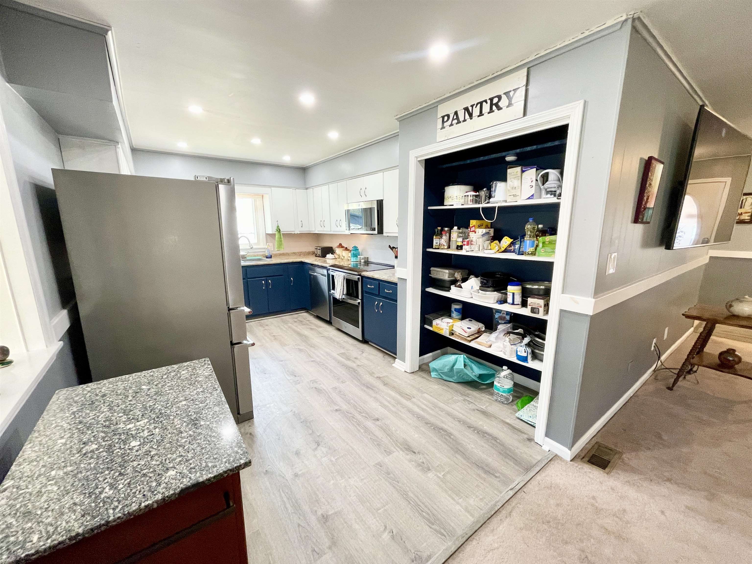 Photo 17 - Residential for sale – 304  Parliament   Horseshoe Bend, AR