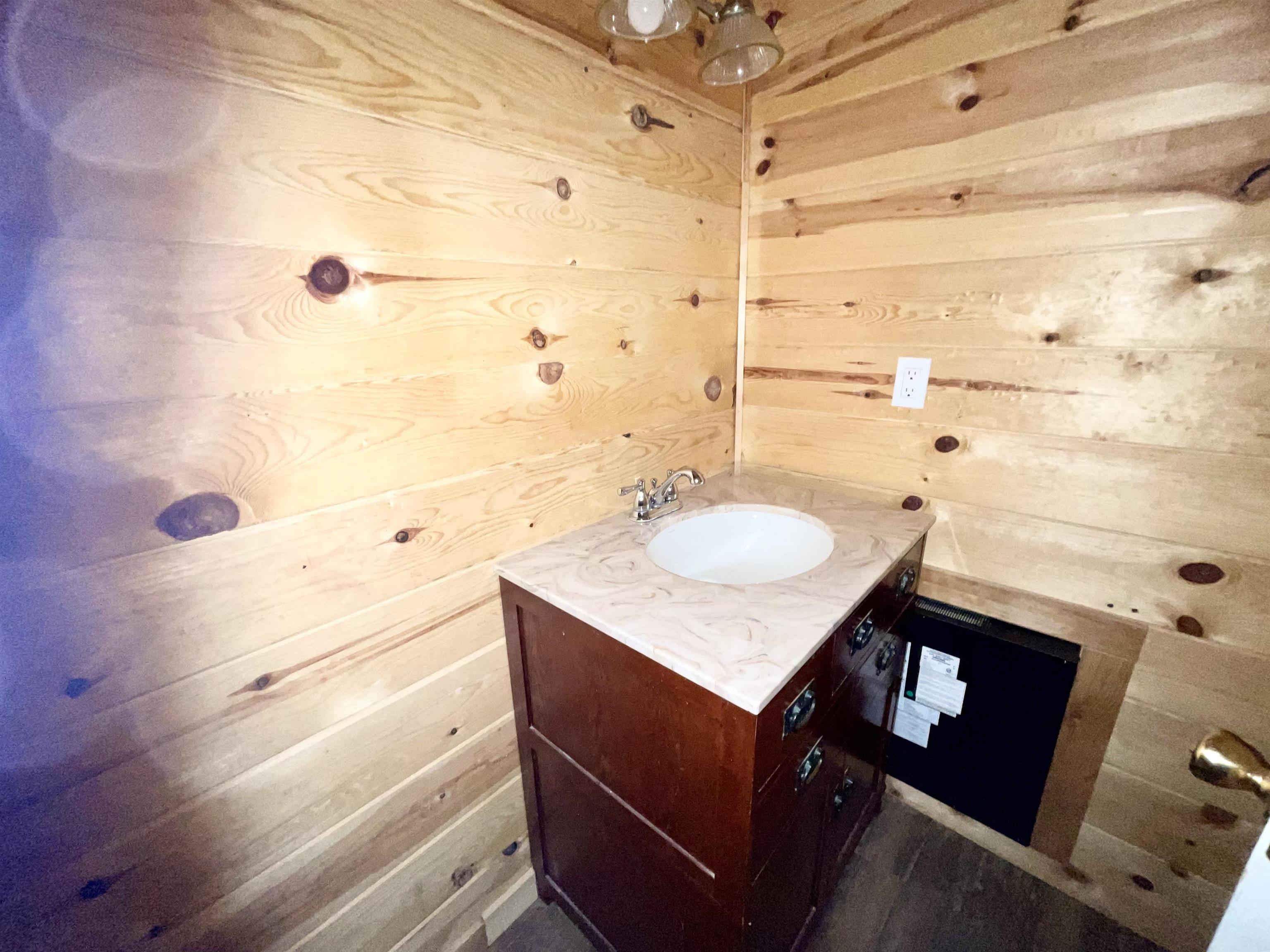 Photo 11 - Residential for sale – 8  Annette   Cherokee Village, AR