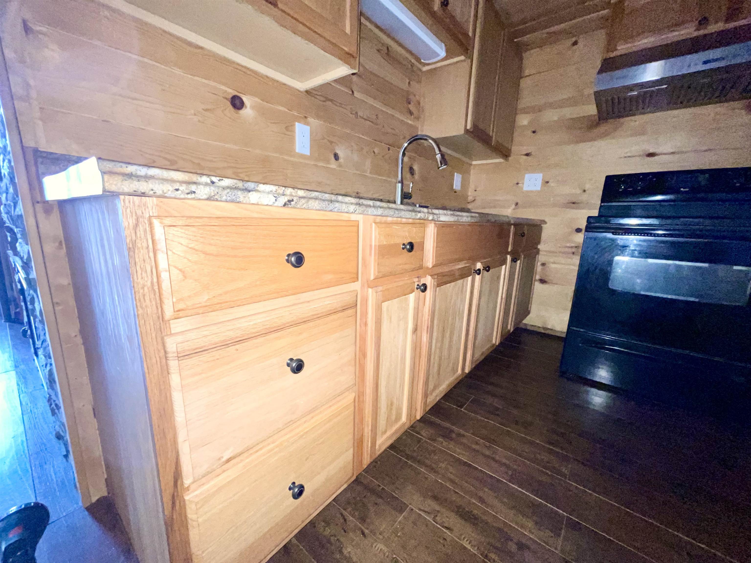 Photo 5 - Residential for sale – 8  Annette   Cherokee Village, AR