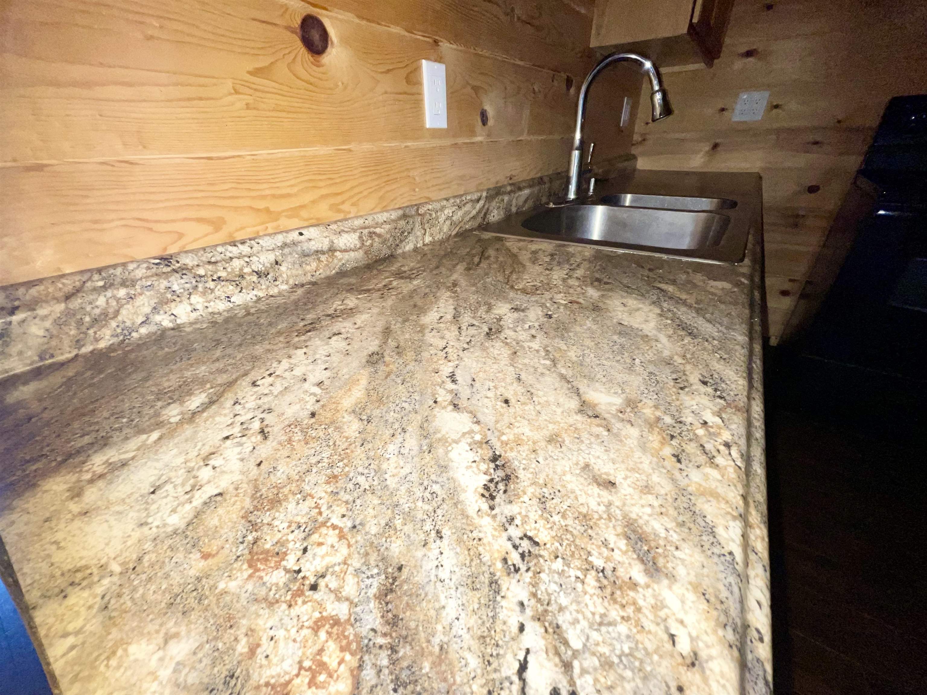 Photo 6 - Residential for sale – 8  Annette   Cherokee Village, AR