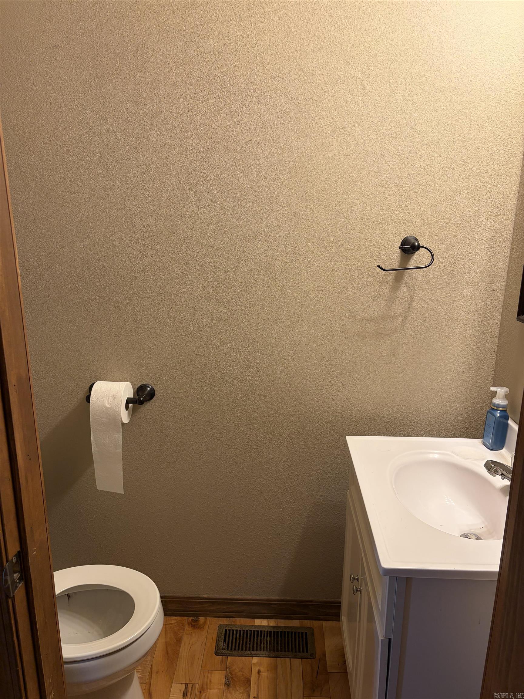 Photo 28 - Residential for sale – 314 N Cedar St   Salem, AR