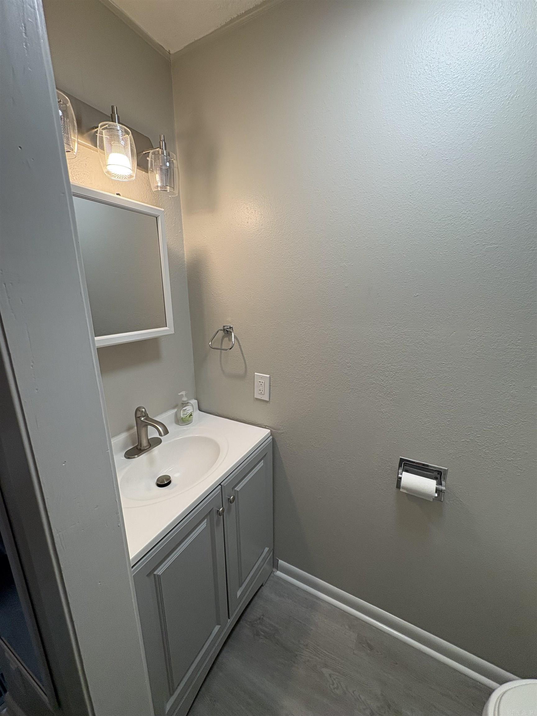 Photo 20 - Residential for sale – 100  Keith Allen   Cave City, AR