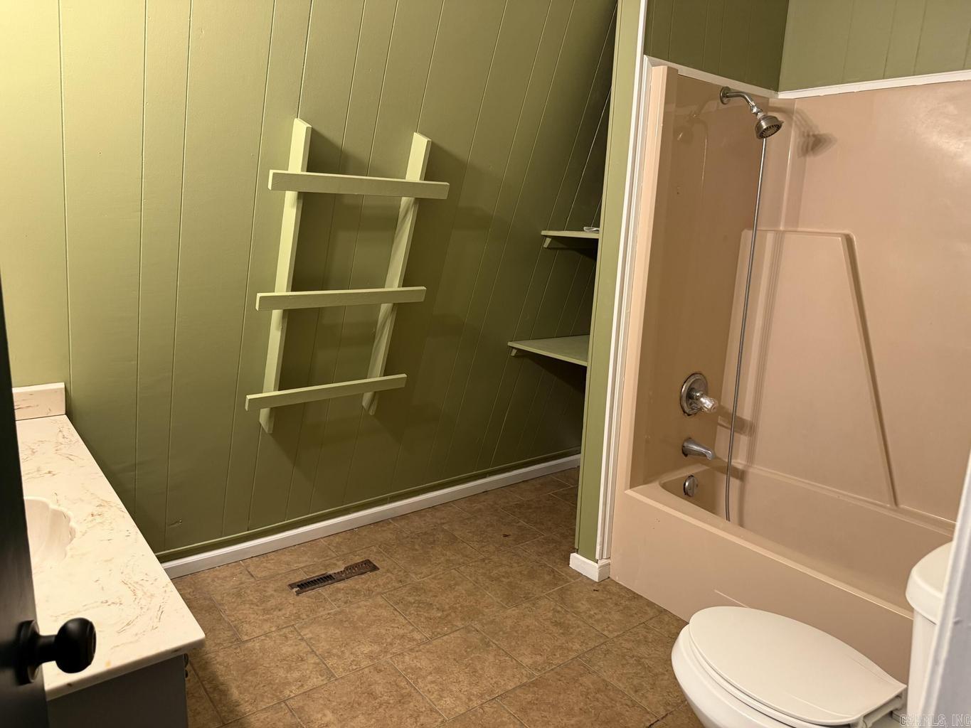 Photo 12 - Residential for sale – 1509  Newport   Batesville, AR