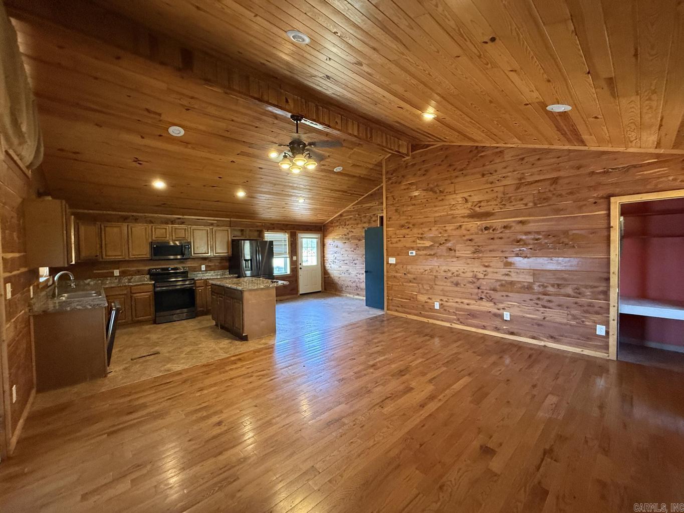 Photo 5 - Residential for sale – 1509  Newport   Batesville, AR