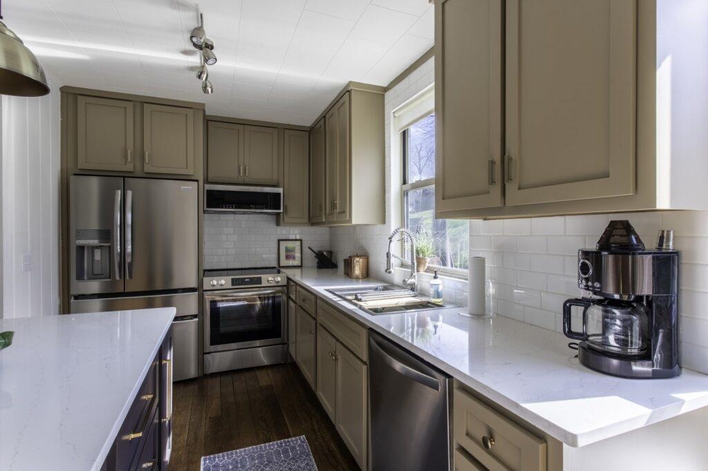 Photo 13 - Residential for sale – 276  Bee Run   Hardy, AR