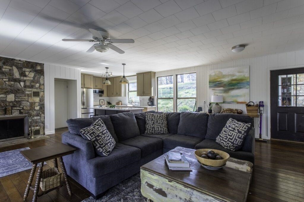 Photo 9 - Residential for sale – 276  Bee Run   Hardy, AR