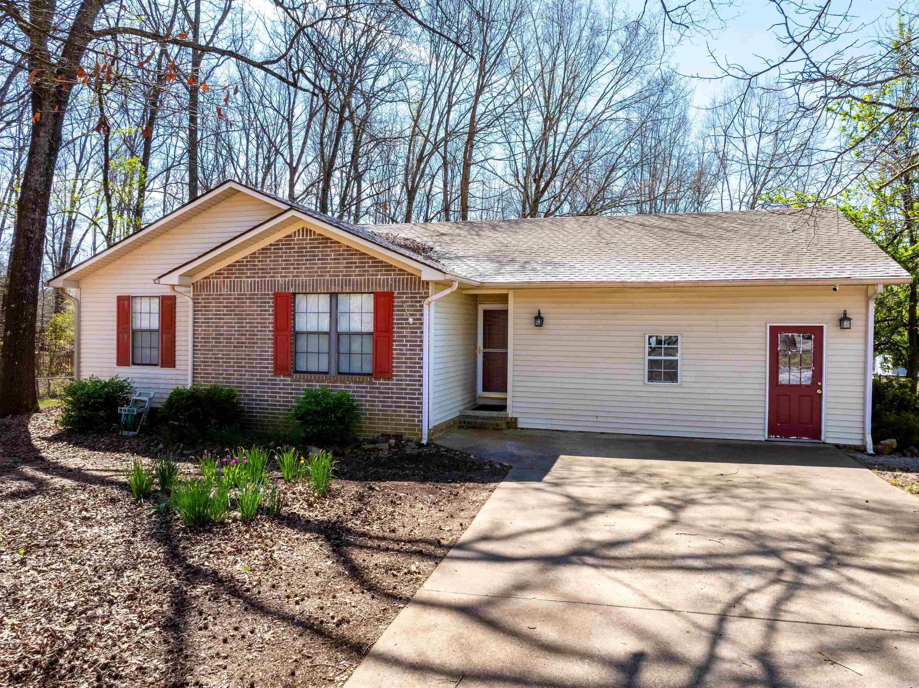 Residential for sale – 40  Chimney Rd   Batesville, AR