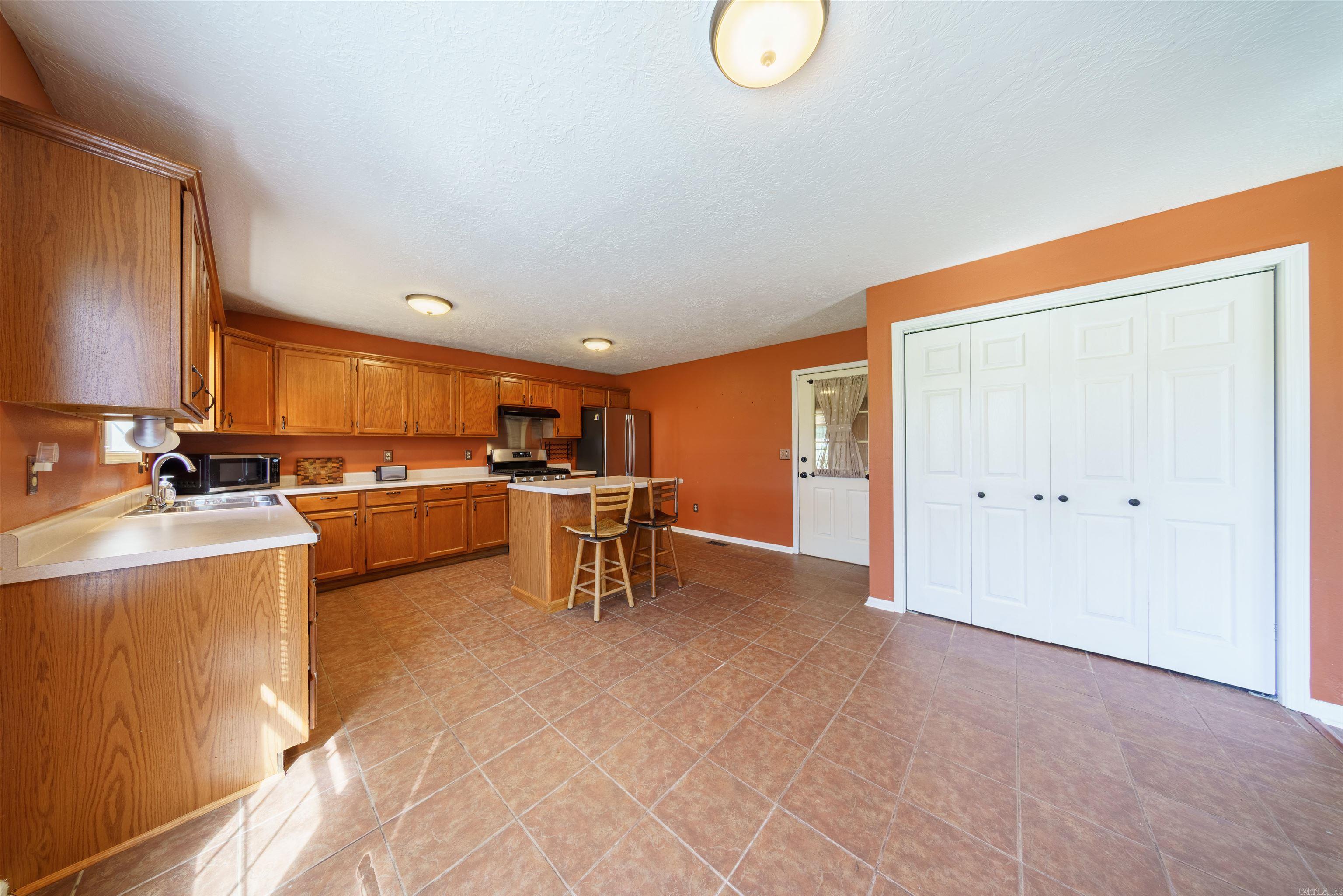 Photo 11 - Residential for sale – 40  Chimney Rd   Batesville, AR