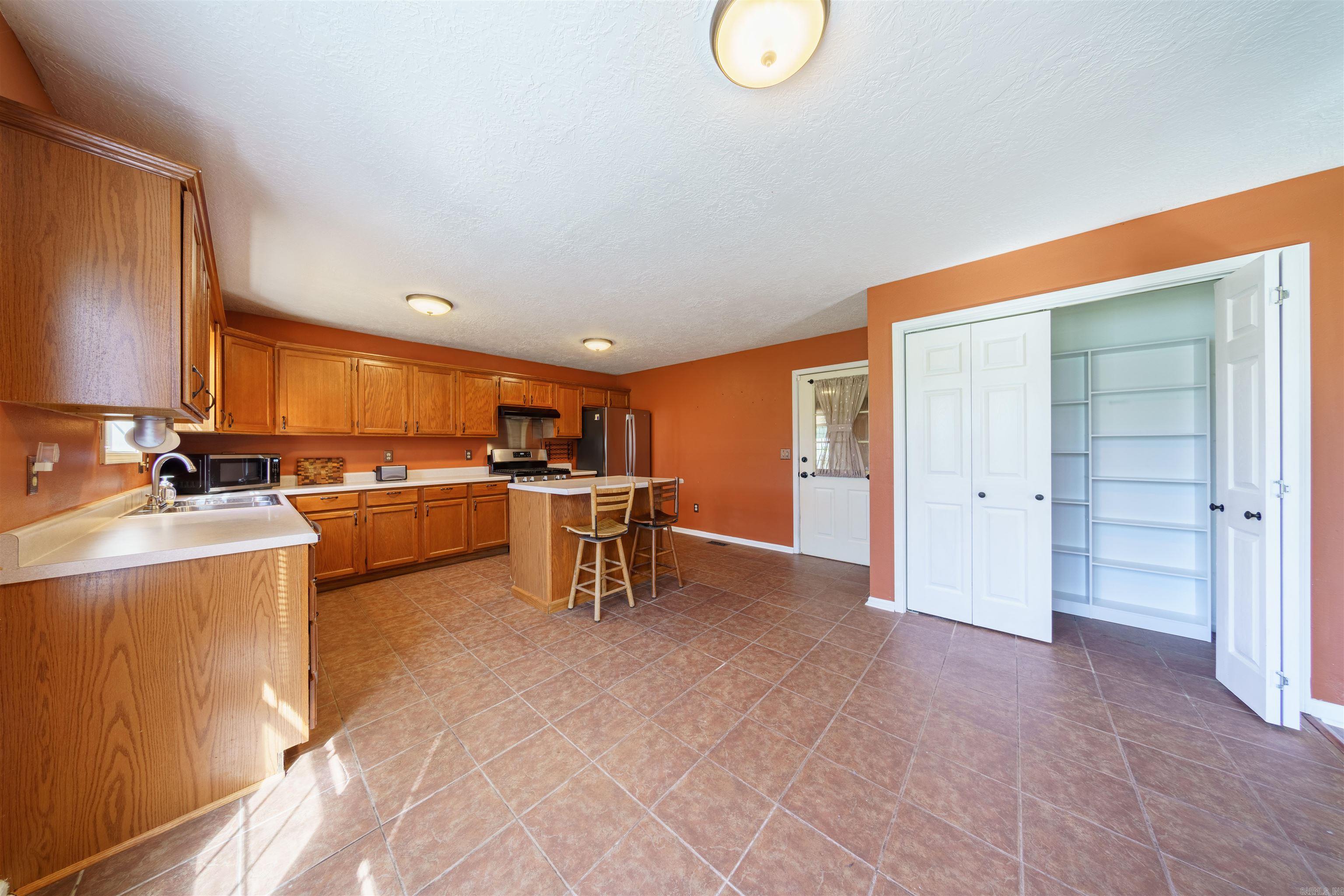 Photo 12 - Residential for sale – 40  Chimney Rd   Batesville, AR