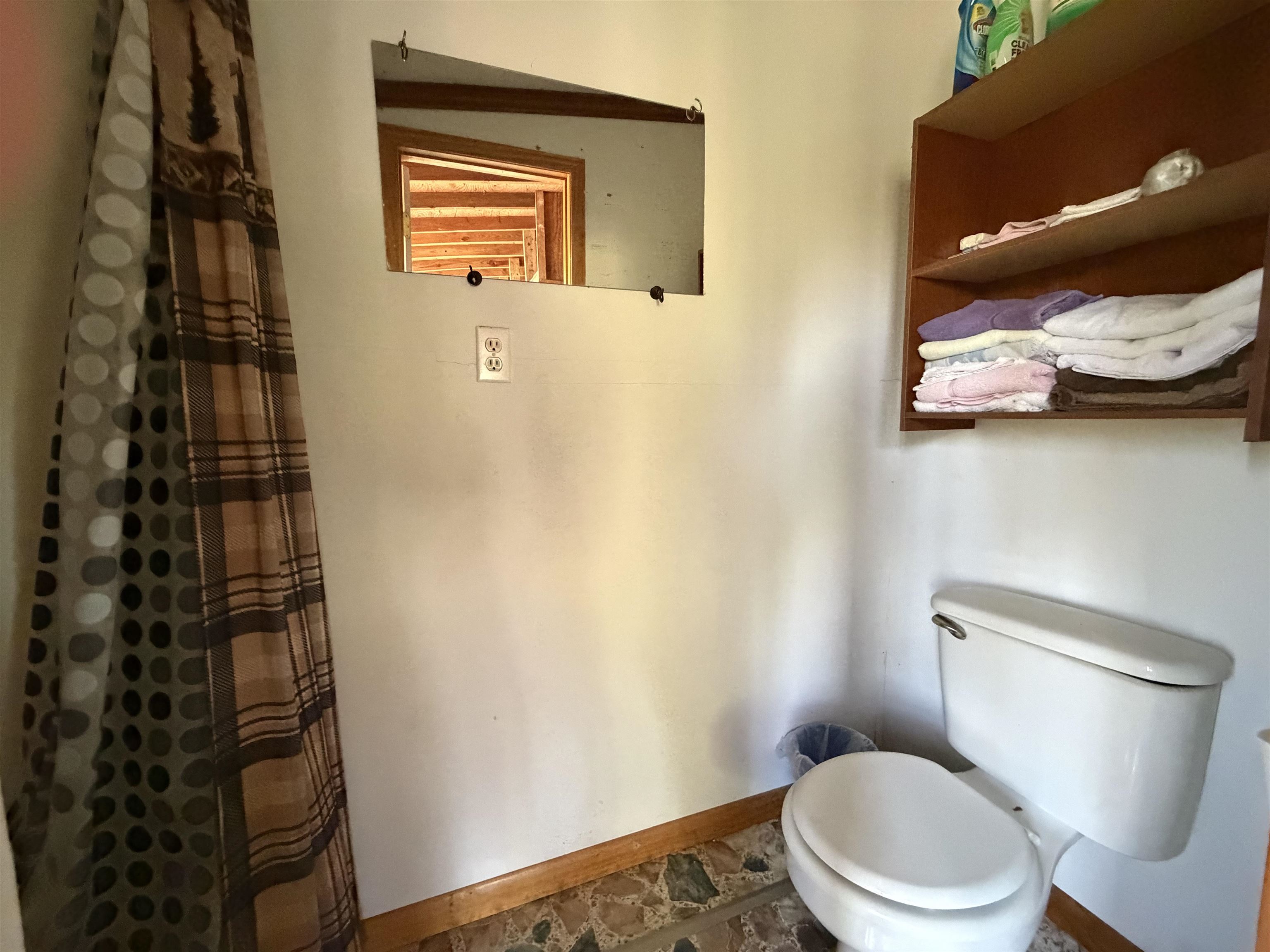 Photo 13 - Residential for sale – 7946  Heart   Mammoth Spring, AR