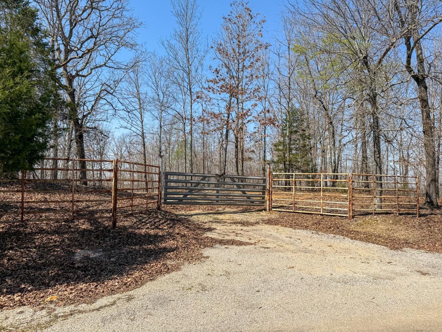 Photo 3 - Residential for sale – 7946  Heart   Mammoth Spring, AR