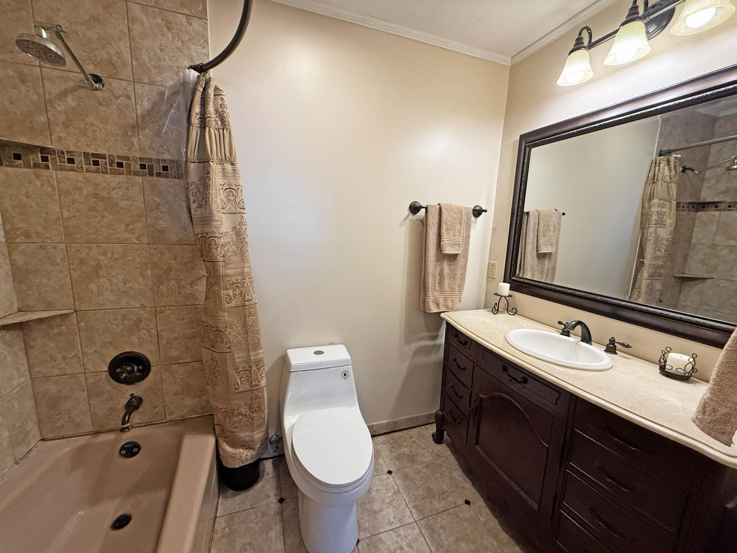 Photo 17 - Residential for sale – 506  Victoria Drive   Horseshoe Bend, AR