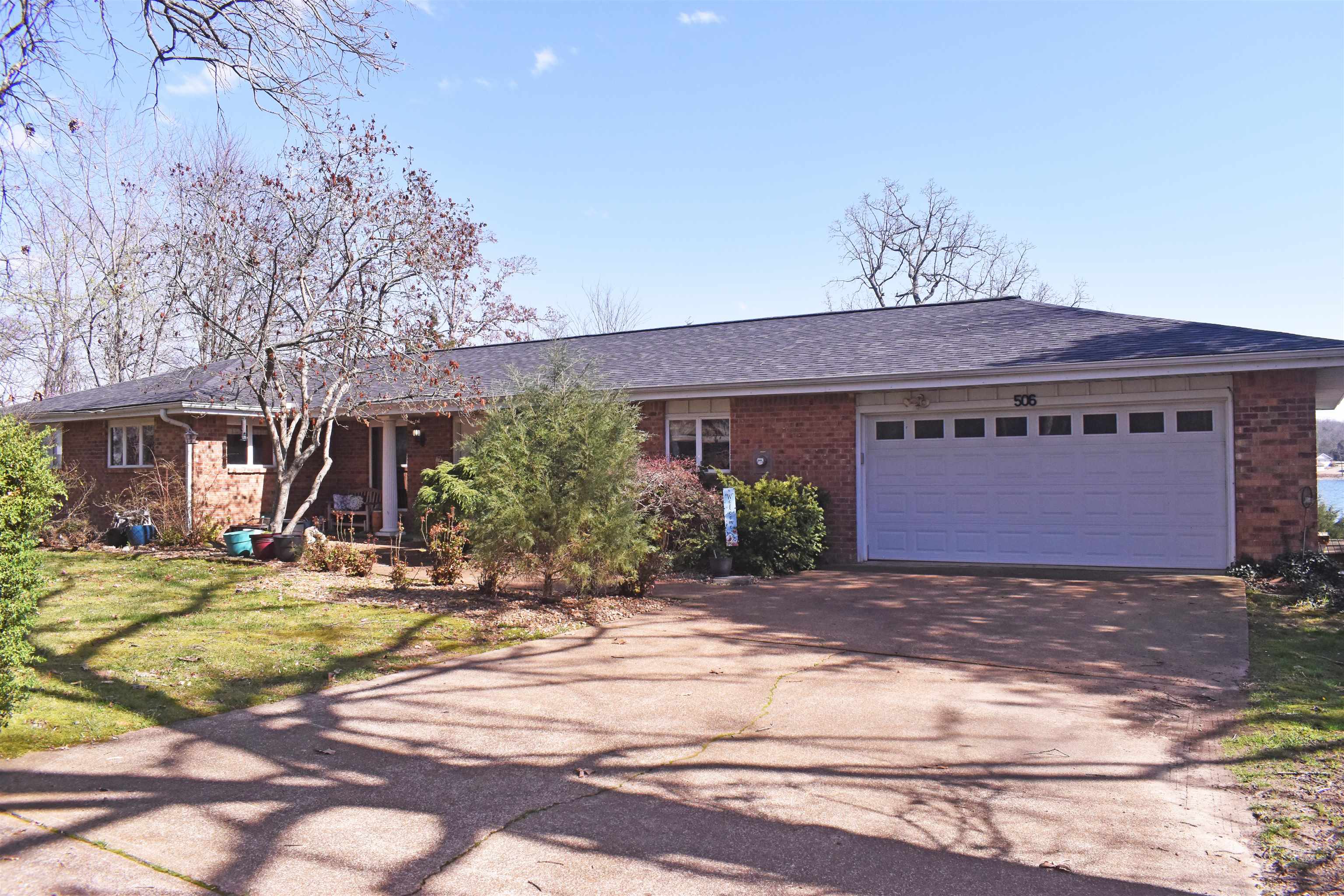 Photo 6 - Residential for sale – 506  Victoria Drive   Horseshoe Bend, AR