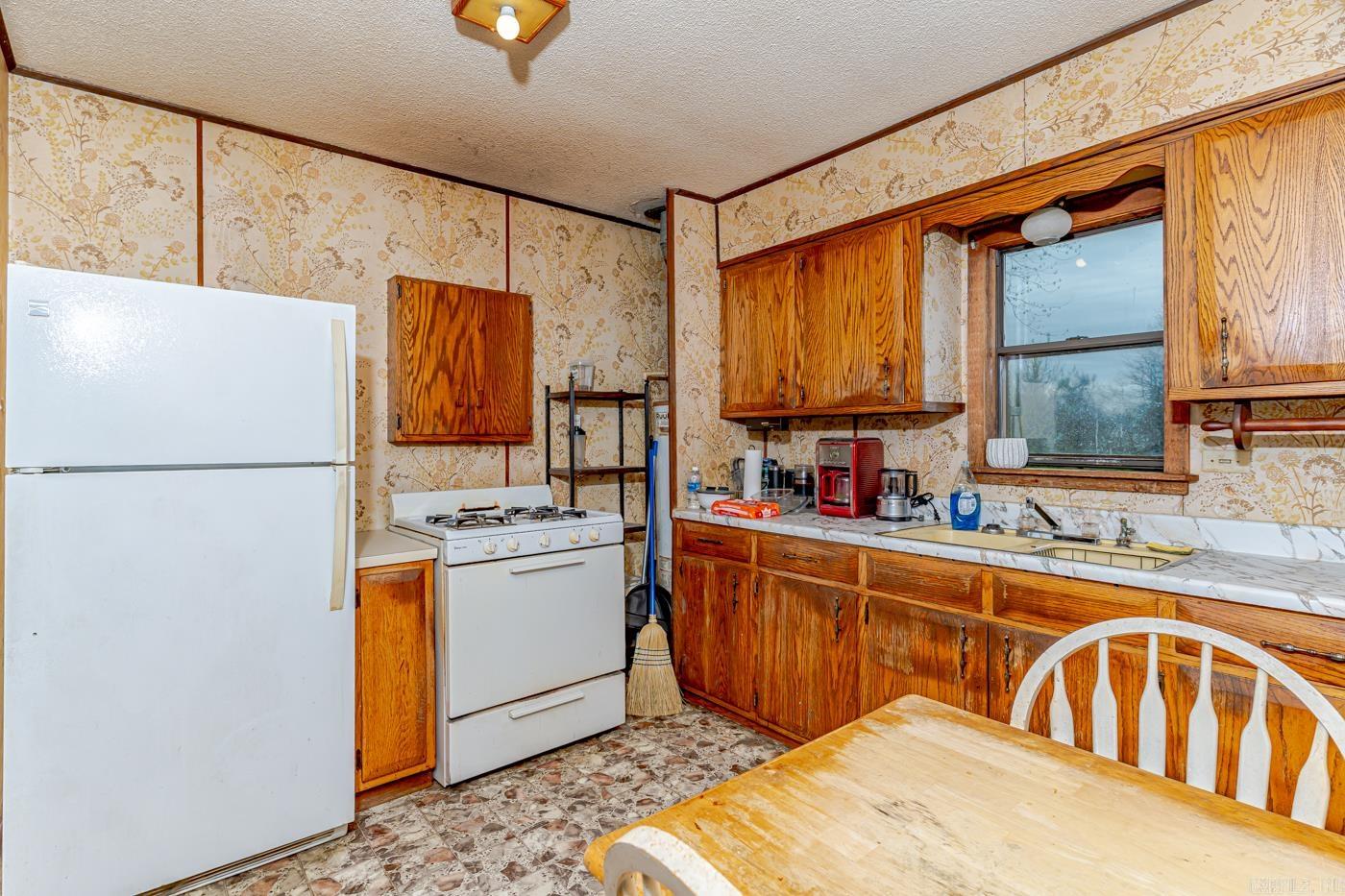 Photo 12 - Residential for sale – 40  Lige Ln   Cave City, AR