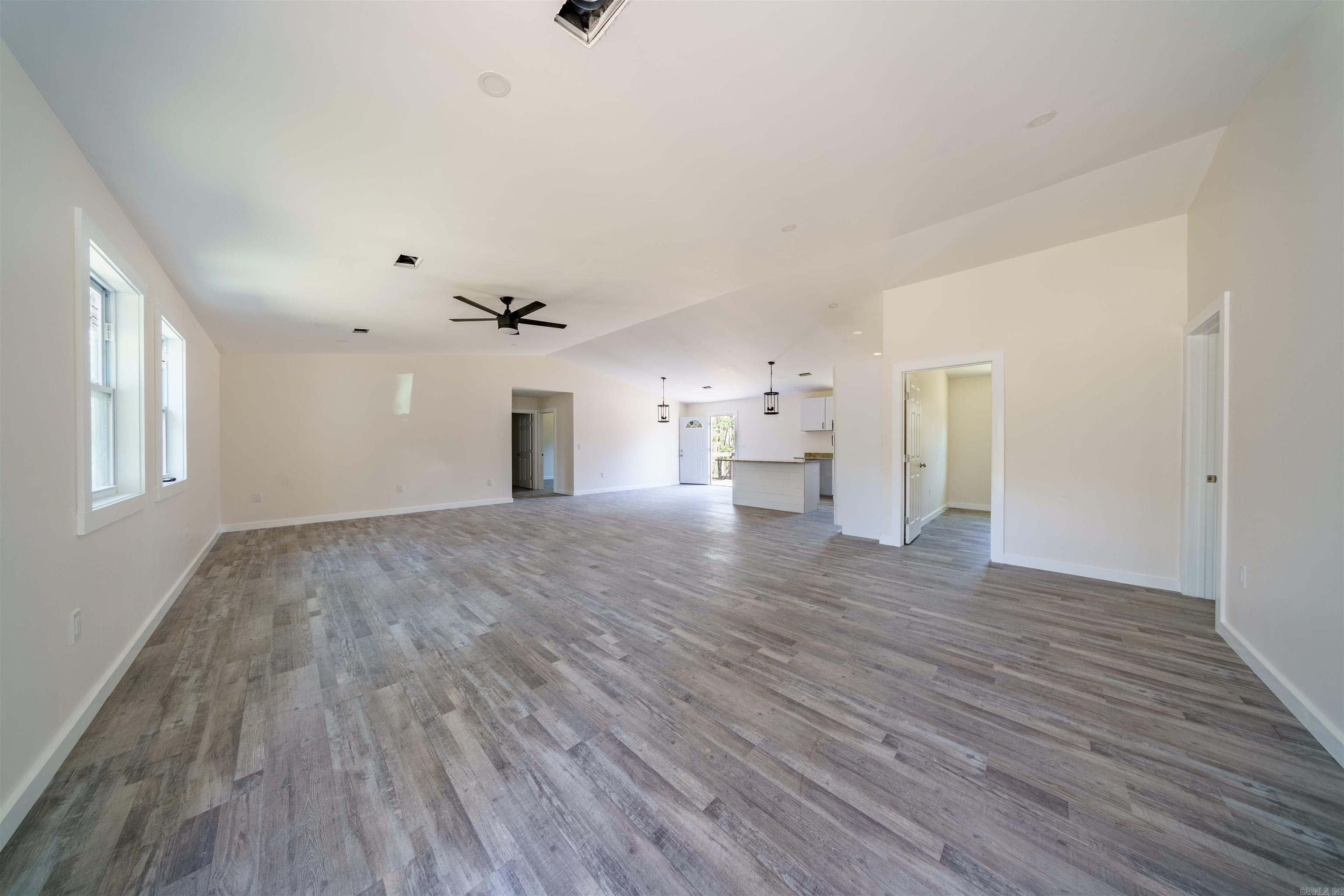 Photo 8 - Residential for sale – 31  Redneck Ln   Pleasant Plains, AR