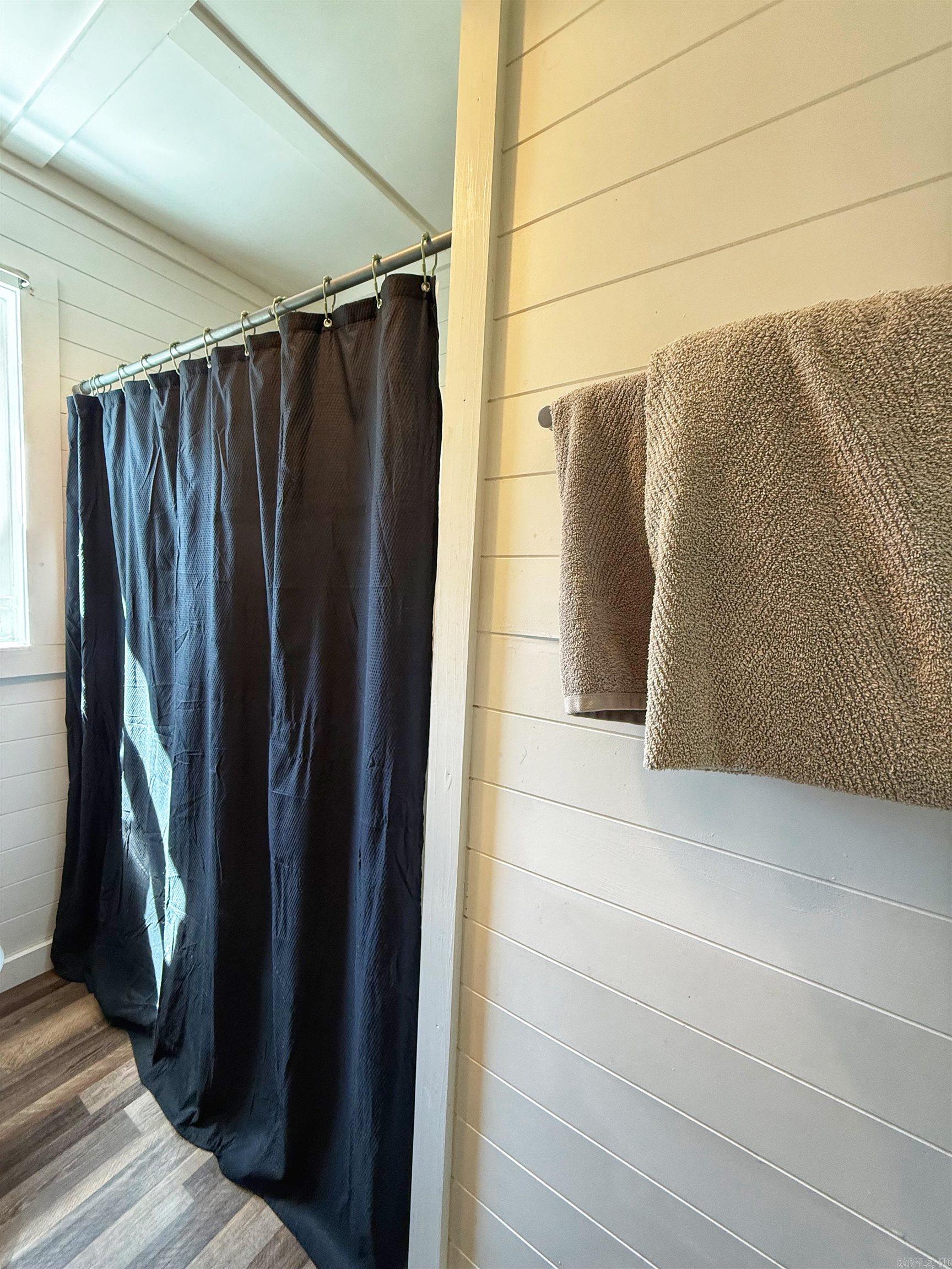 Photo 10 - Residential for sale – 814  Heber Springs   Batesville, AR