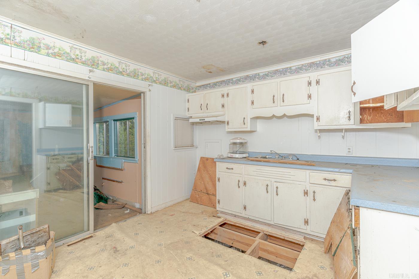 Photo 9 - Residential for sale – 50  Skyline   Cherokee Village, AR