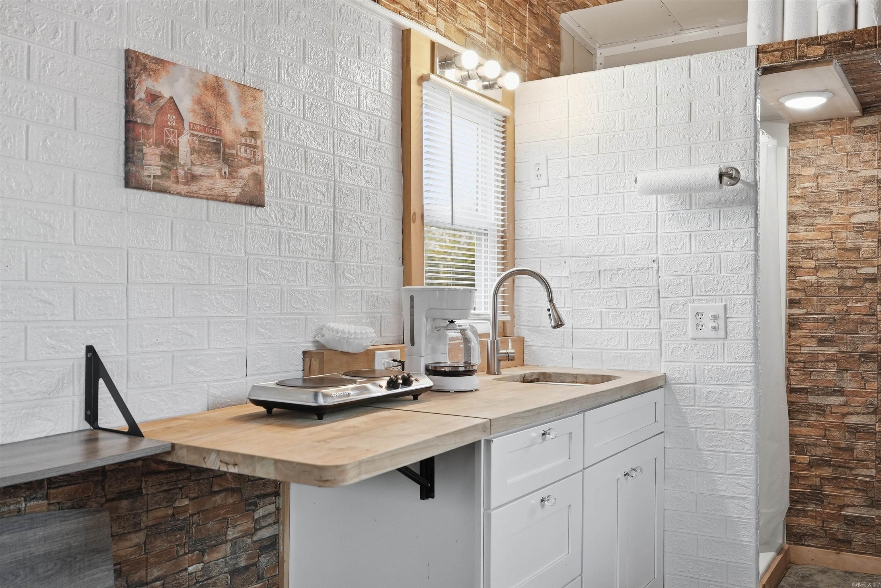 Photo 12 - Residential for sale – 499  Quail   Calico Rock, AR