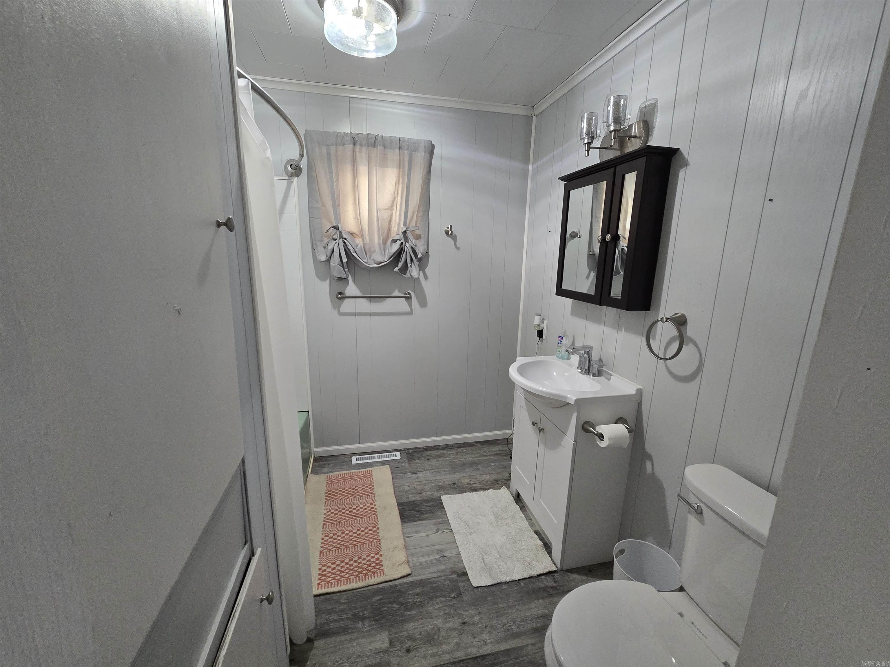 Photo 17 - Residential for sale – 1800  White   Batesville, AR