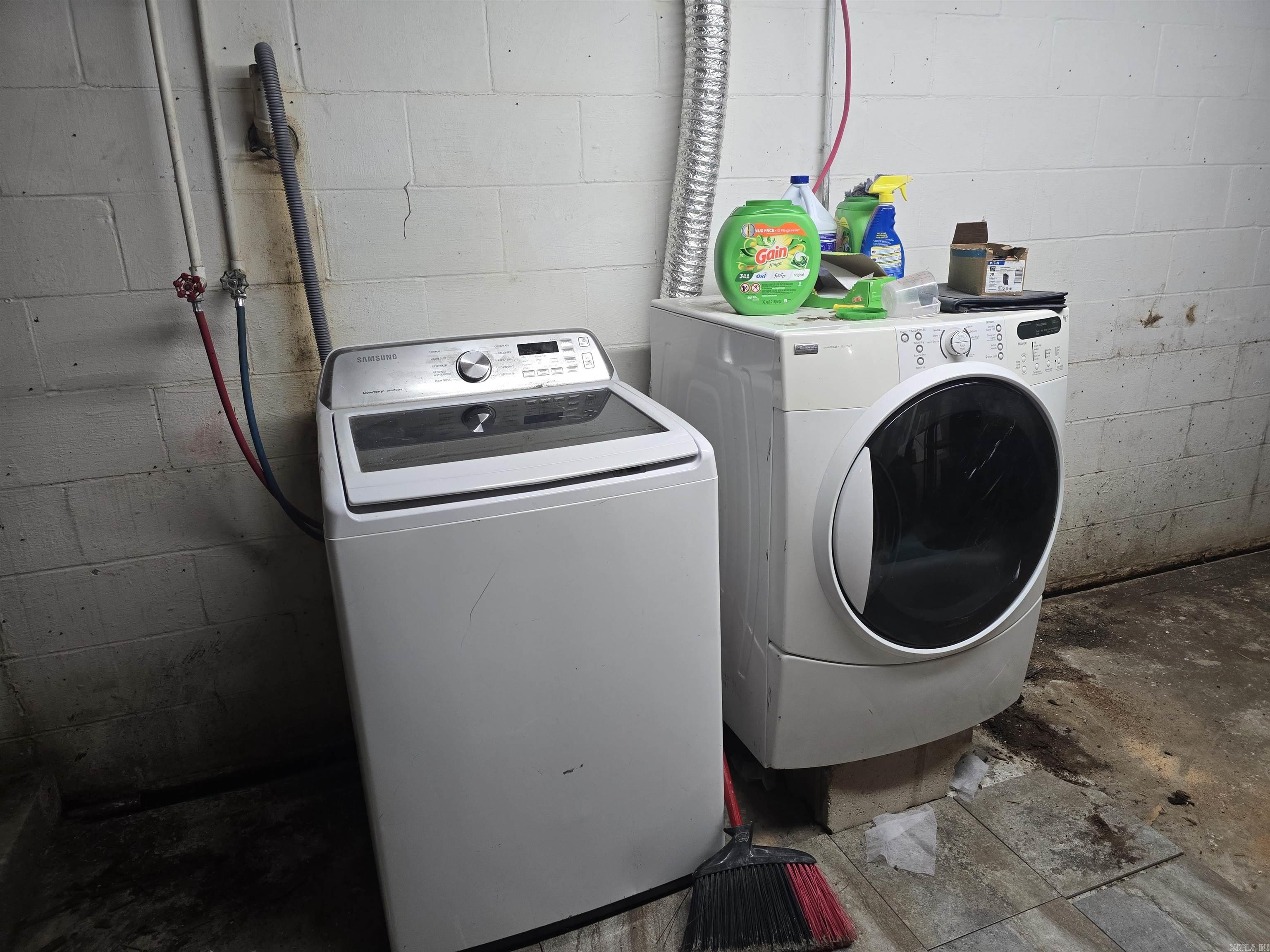 Photo 33 - Residential for sale – 1800  White   Batesville, AR