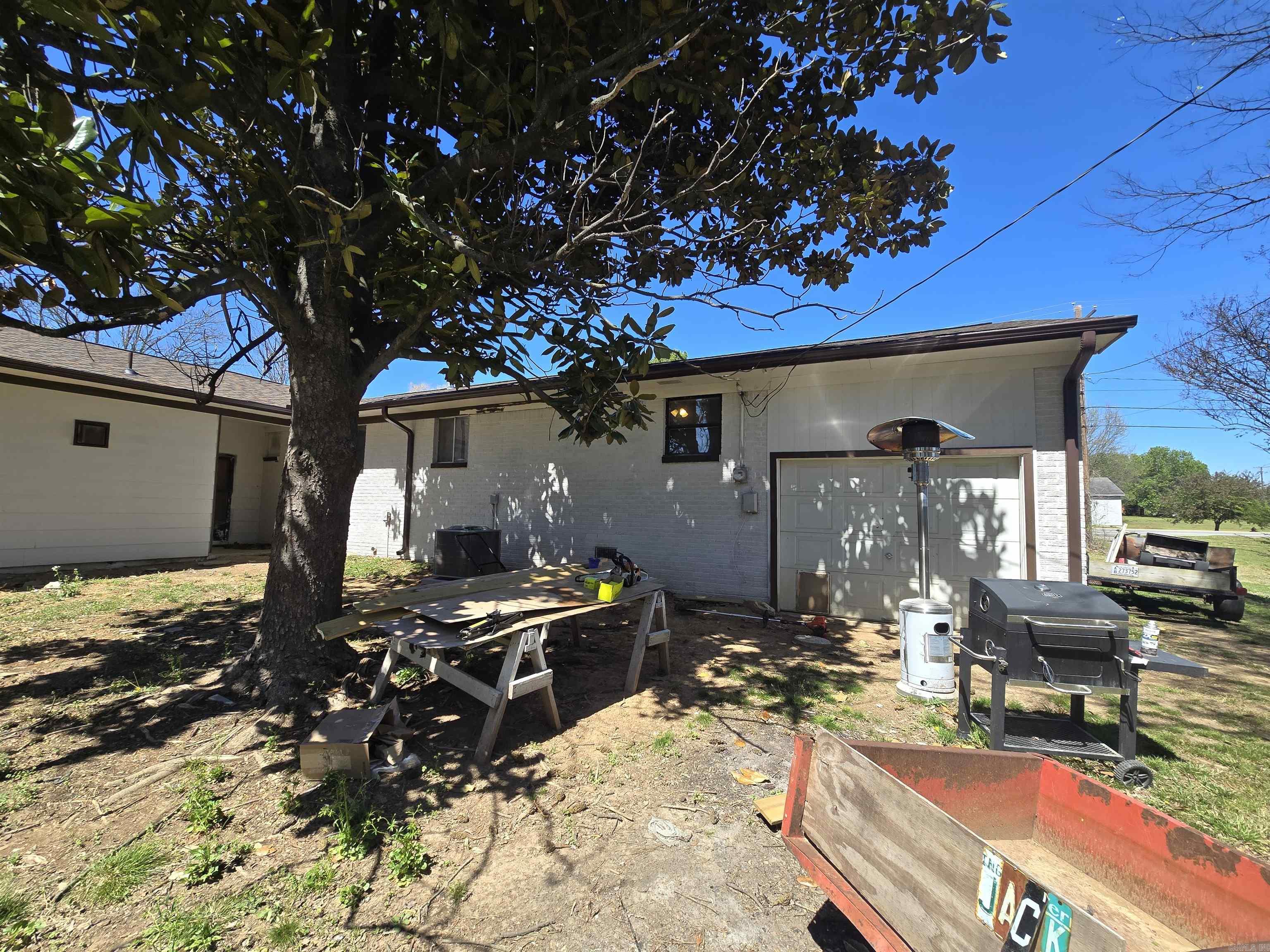 Photo 5 - Residential for sale – 1800  White   Batesville, AR