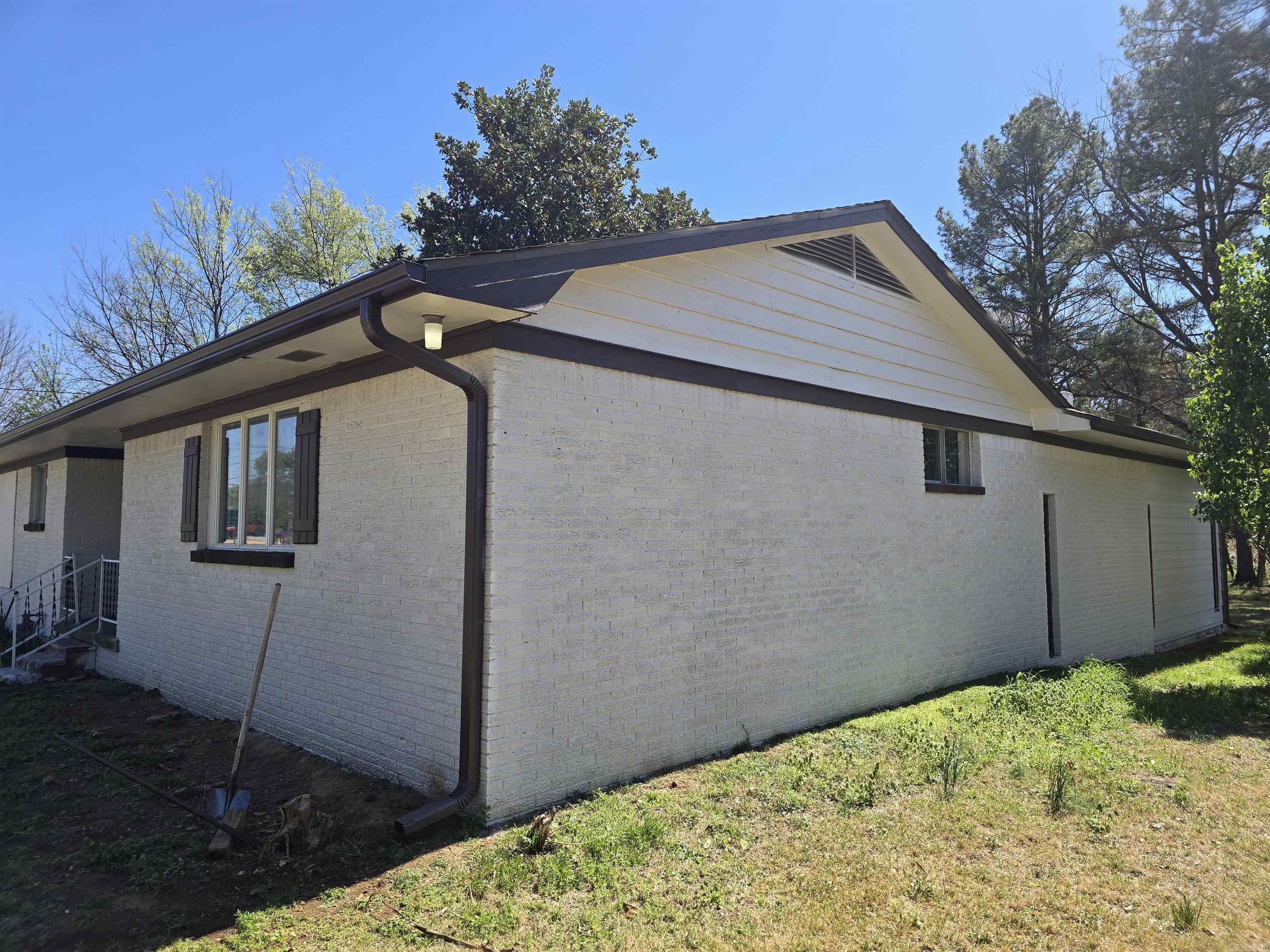 Photo 6 - Residential for sale – 1800  White   Batesville, AR