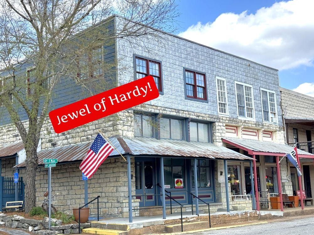 Residential for sale – 200 E Main   Hardy, AR