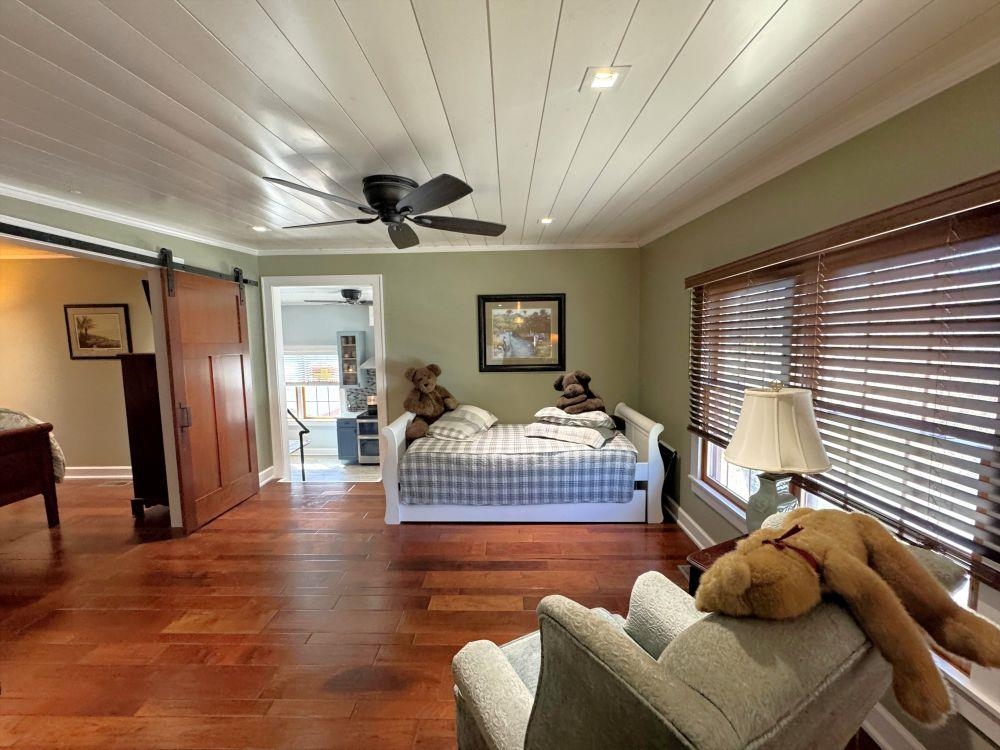 Photo 17 - Residential for sale – 200 E Main   Hardy, AR