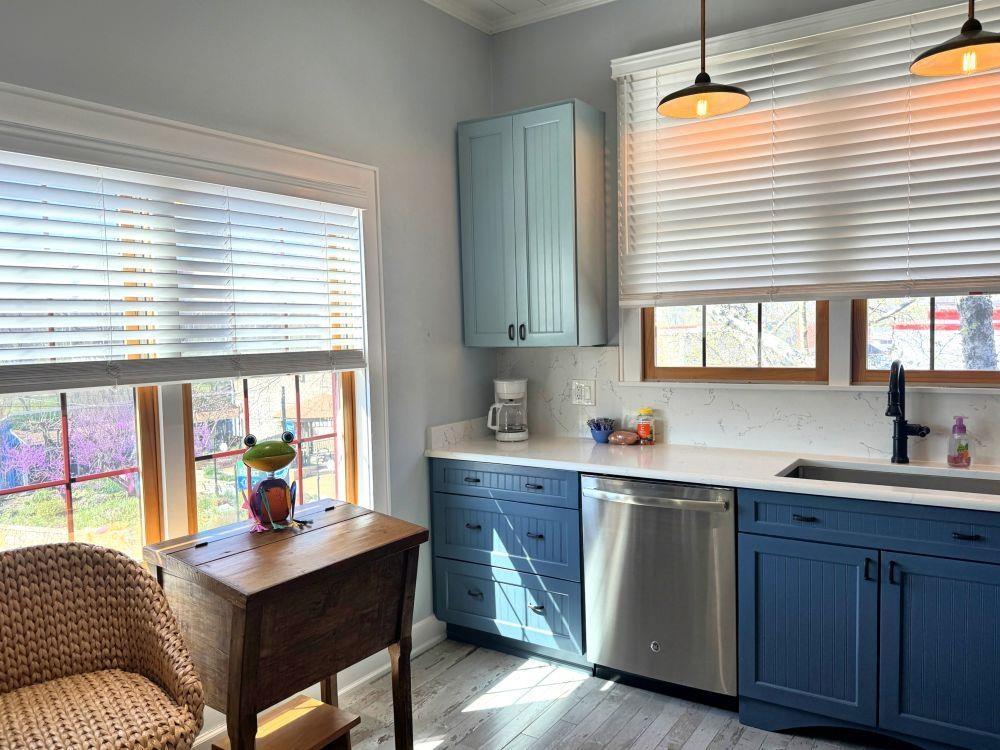 Photo 8 - Residential for sale – 200 E Main   Hardy, AR