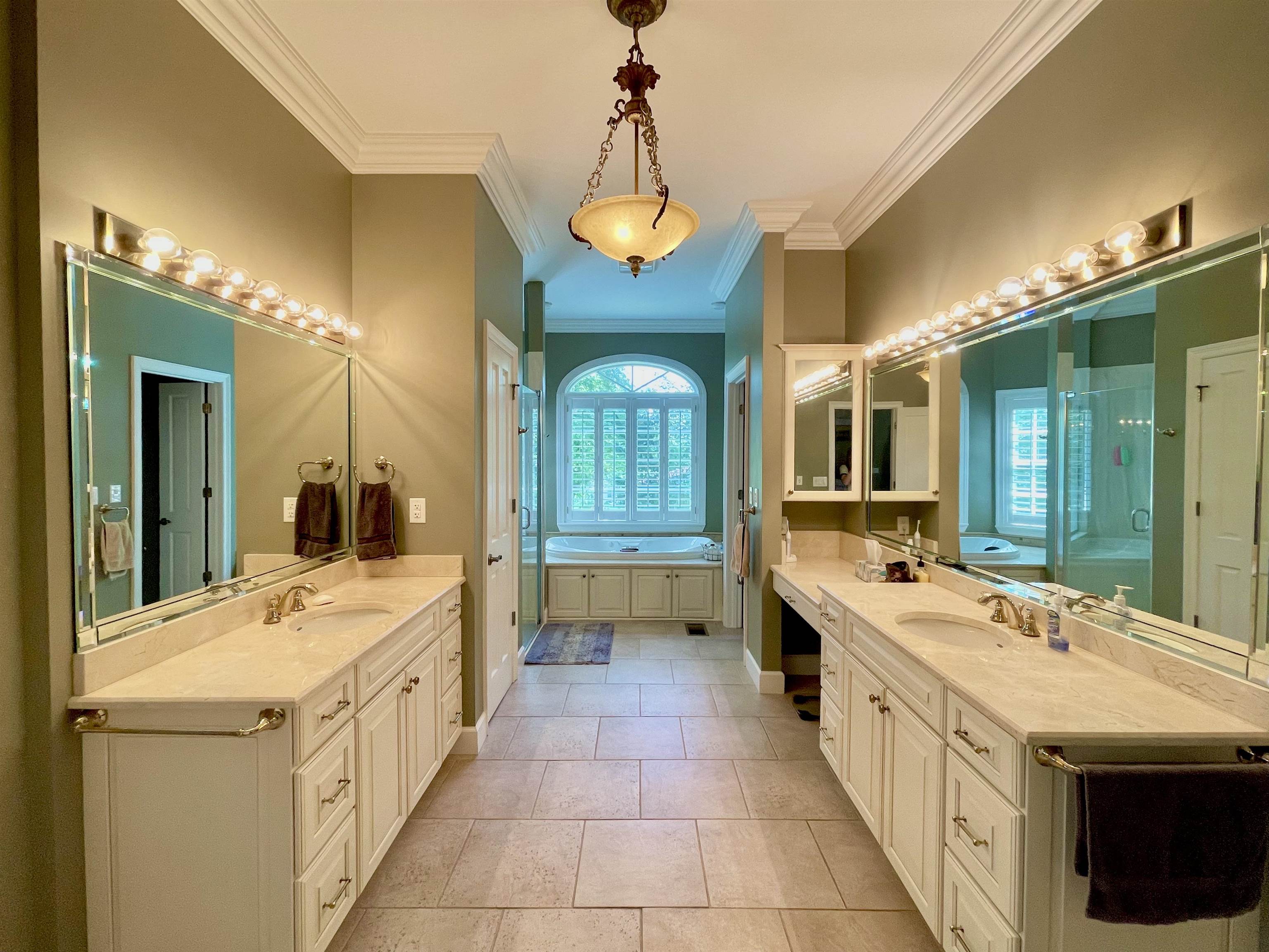 Photo 13 - Residential for sale – 157 N Spring Street   Melbourne, AR