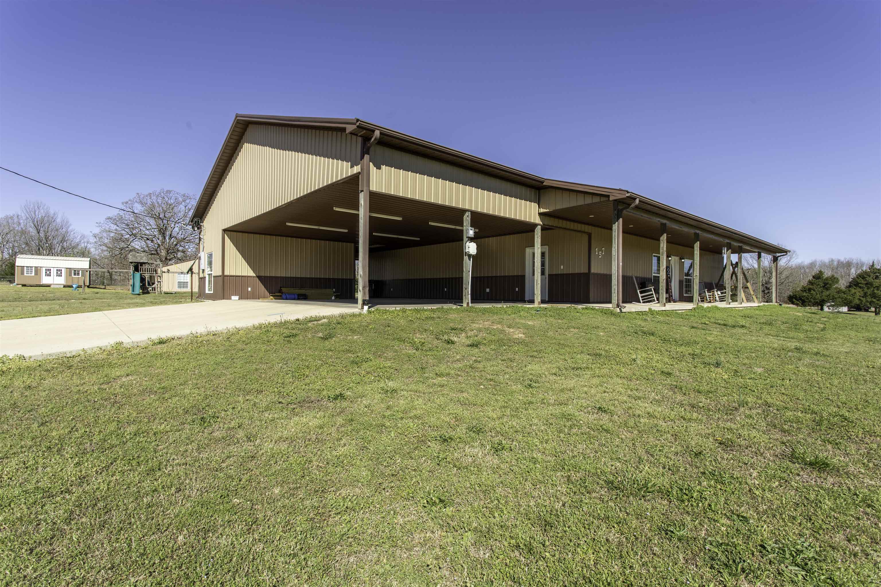 Photo 2 - Residential for sale – 157  Alma   Highland, AR