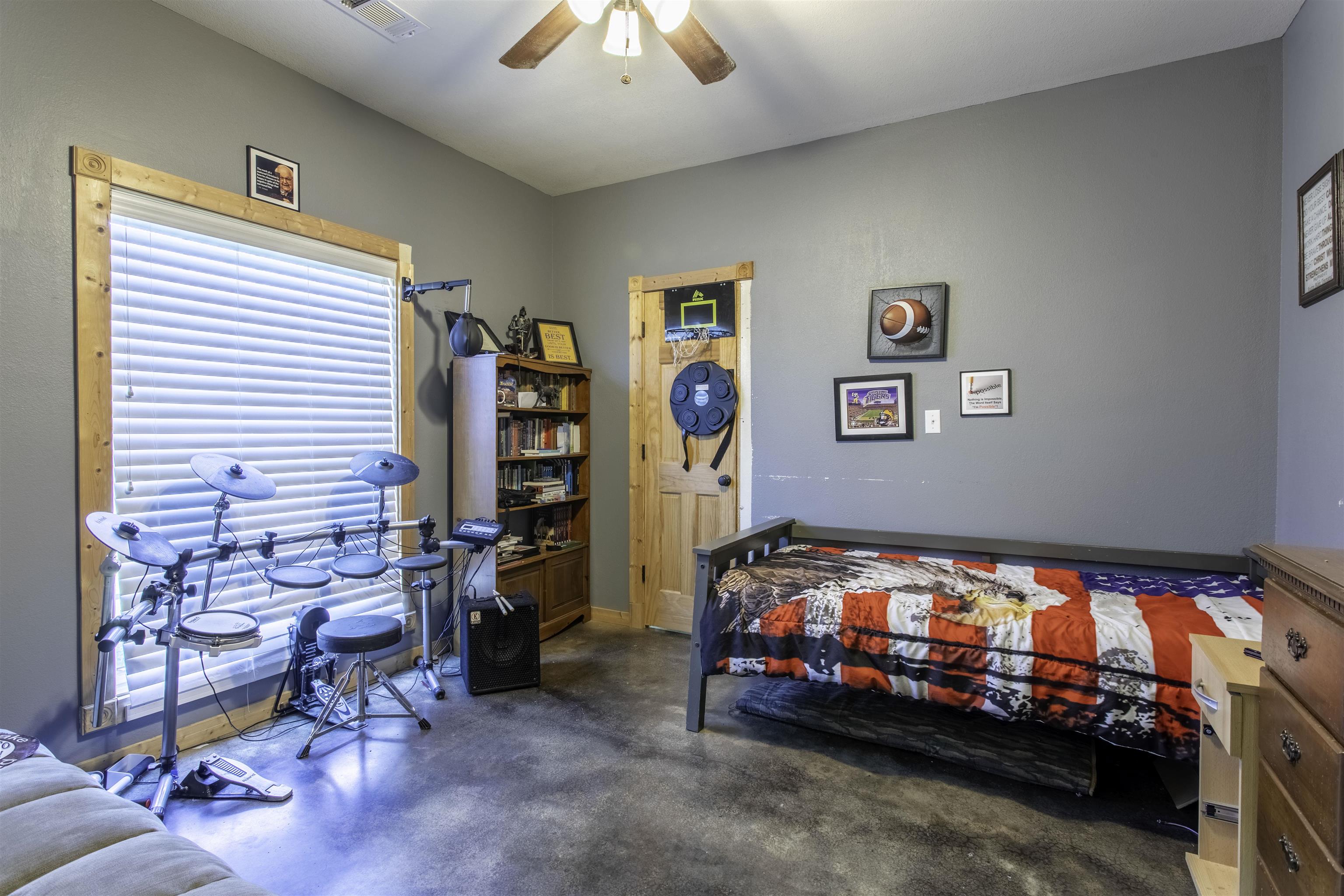 Photo 25 - Residential for sale – 157  Alma   Highland, AR