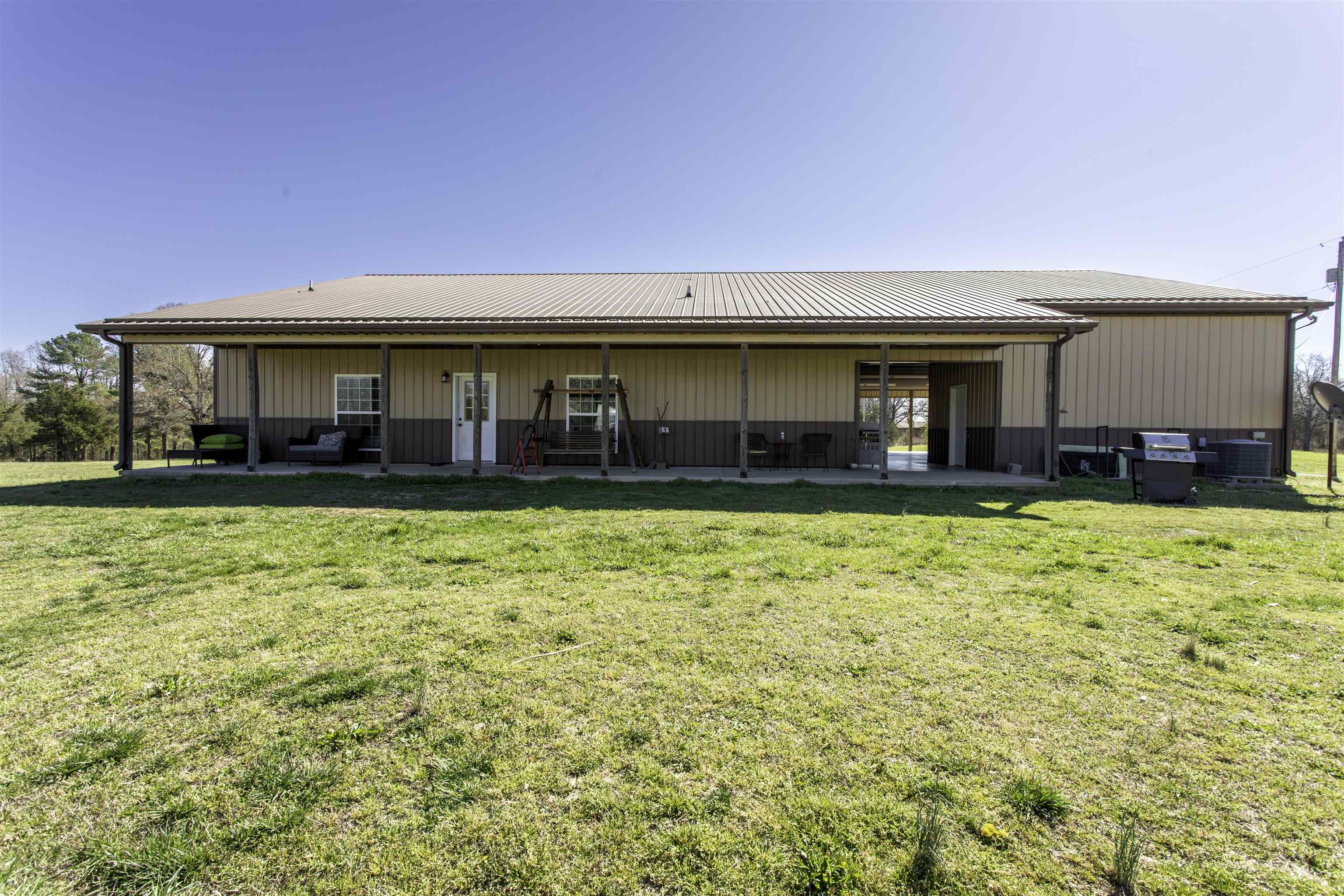 Photo 5 - Residential for sale – 157  Alma   Highland, AR