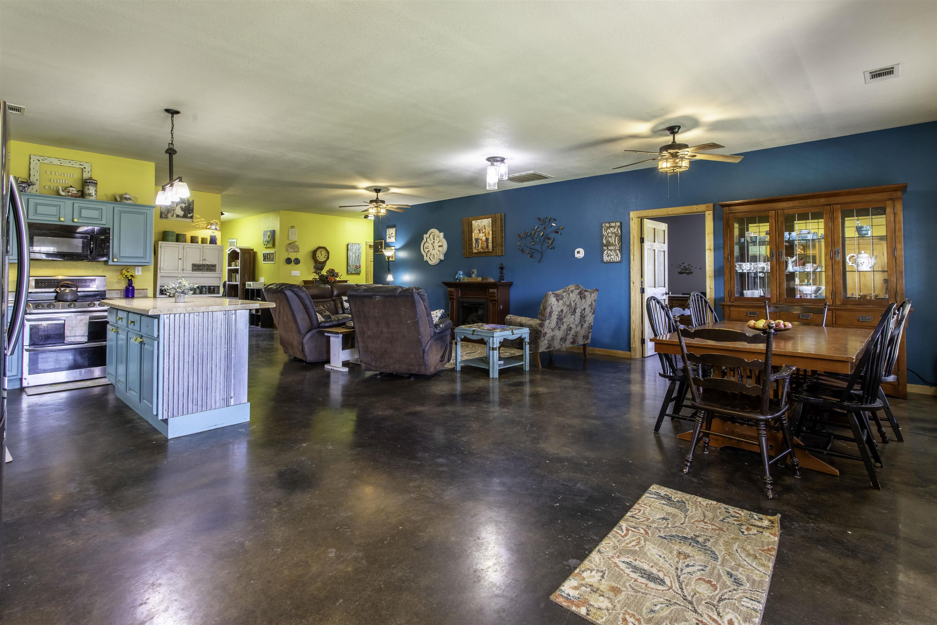 Photo 8 - Residential for sale – 157  Alma   Highland, AR